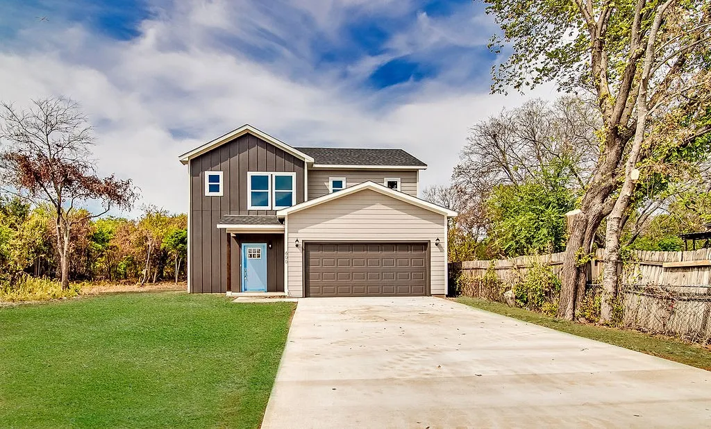 Single Family Residence For Sale in Tarrant County , 600 Paradise Street, Fort Worth, Texas 76111, 3 Bedroom, 3 Bathroom, 2 Garage spaces, 1,595 Sqft, built in 2026, mls#21398935, Real Estate Agent in Fort Worth, Homes For Sale in Tarrant county, Homes For Sale in Fort Worth, Realtor in Fort Worth Texas, Real Estate Brokerage Independent Realty Texas, Luminita Cordes Realtor