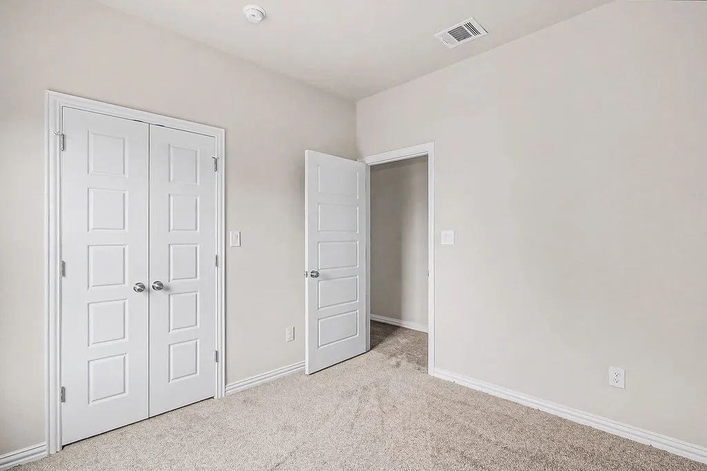 Single Family Residence For Sale in Tarrant County , 600 Paradise Street, Fort Worth, Texas 76111, 3 Bedroom, 3 Bathroom, 2 Garage spaces, 1,595 Sqft, built in 2026, mls#21398935, Real Estate Agent in Fort Worth, Homes For Sale in Tarrant county, Homes For Sale in Fort Worth, Realtor in Fort Worth Texas, Real Estate Brokerage Independent Realty Texas, Luminita Cordes Realtor