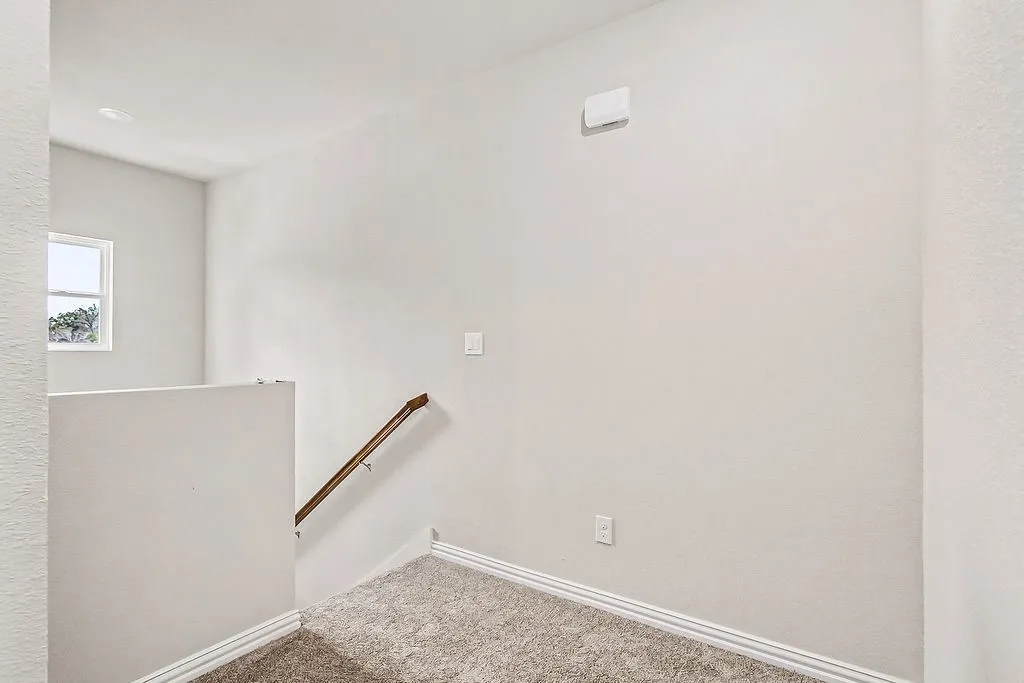 Single Family Residence For Sale in Tarrant County , 600 Paradise Street, Fort Worth, Texas 76111, 3 Bedroom, 3 Bathroom, 2 Garage spaces, 1,595 Sqft, built in 2026, mls#21398935, Real Estate Agent in Fort Worth, Homes For Sale in Tarrant county, Homes For Sale in Fort Worth, Realtor in Fort Worth Texas, Real Estate Brokerage Independent Realty Texas, Luminita Cordes Realtor