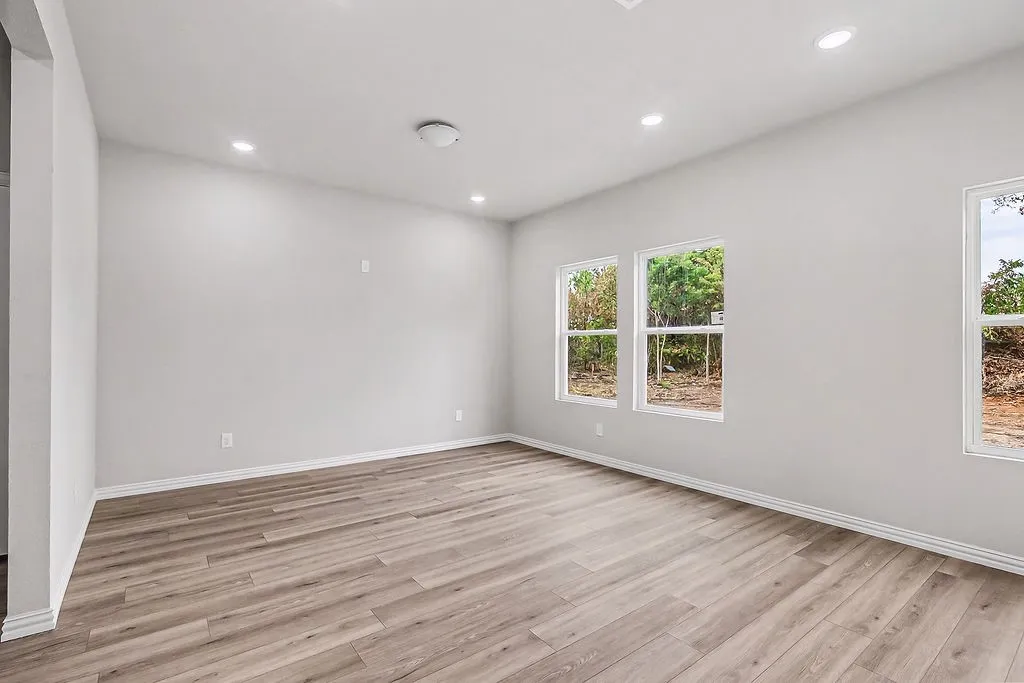 Single Family Residence For Sale in Tarrant County , 600 Paradise Street, Fort Worth, Texas 76111, 3 Bedroom, 3 Bathroom, 2 Garage spaces, 1,595 Sqft, built in 2026, mls#21398935, Real Estate Agent in Fort Worth, Homes For Sale in Tarrant county, Homes For Sale in Fort Worth, Realtor in Fort Worth Texas, Real Estate Brokerage Independent Realty Texas, Luminita Cordes Realtor