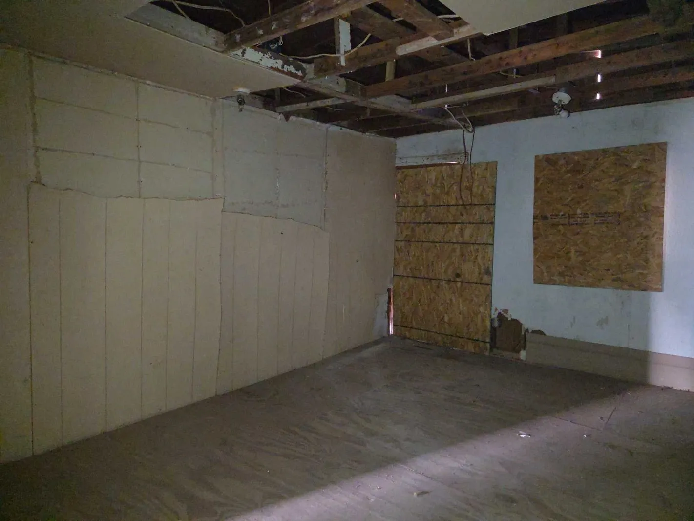 Single Family Residence For Sale in Coleman County , 1015 S Pecos Street, Coleman, Texas 76834, 2 Bedroom, 1 Bathroom, Garage spaces, 986 Sqft, built in 1950, mls#21398939, Real Estate Agent in Coleman, Homes For Sale in Coleman county, Homes For Sale in Coleman, Realtor in Coleman Texas, Real Estate Brokerage Independent Realty Texas, Luminita Cordes Realtor