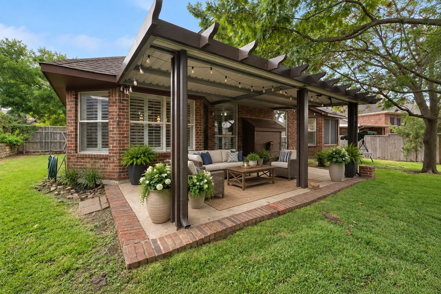 Single Family Residence For Sale in Dallas County , 4317 Glenridge Drive, Rowlett, Texas 75088, 4 Bedroom, 4 Bathroom, 2 Garage spaces, 2,741 Sqft, built in 2004, mls#21398258, Real Estate Agent in Rowlett, Homes For Sale in Dallas county, Homes For Sale in Rowlett, Realtor in Rowlett Texas, Real Estate Brokerage Independent Realty Texas, Luminita Cordes Realtor