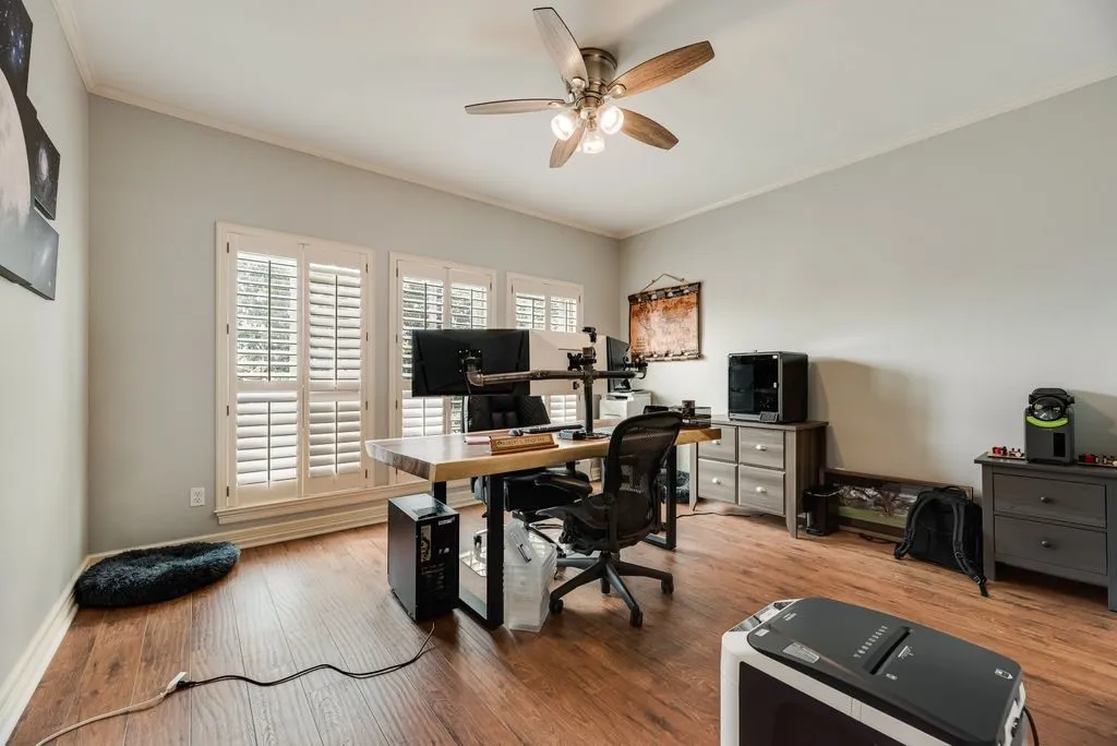 Single Family Residence For Sale in Dallas County , 2217 Clearspring Drive S, Irving, Texas 75063, 4 Bedroom, 4 Bathroom, 3 Garage spaces, 3,569 Sqft, built in 1988, mls#21397881, Real Estate Agent in Irving, Homes For Sale in Dallas county, Homes For Sale in Irving, Realtor in Irving Texas, Real Estate Brokerage Independent Realty Texas, Luminita Cordes Realtor