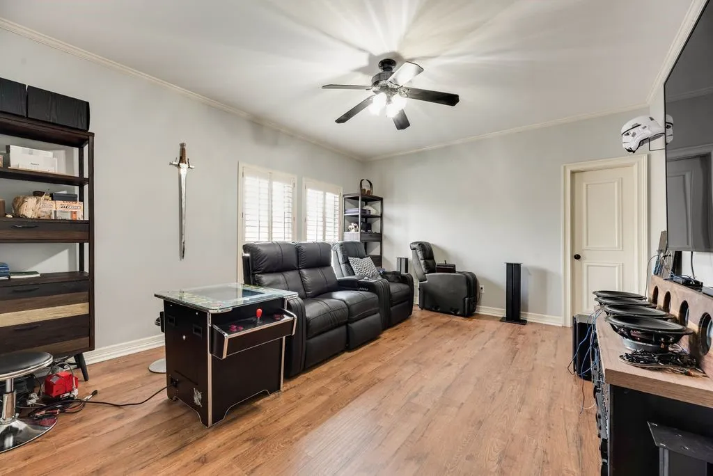 Single Family Residence For Sale in Dallas County , 2217 Clearspring Drive S, Irving, Texas 75063, 4 Bedroom, 4 Bathroom, 3 Garage spaces, 3,569 Sqft, built in 1988, mls#21397881, Real Estate Agent in Irving, Homes For Sale in Dallas county, Homes For Sale in Irving, Realtor in Irving Texas, Real Estate Brokerage Independent Realty Texas, Luminita Cordes Realtor