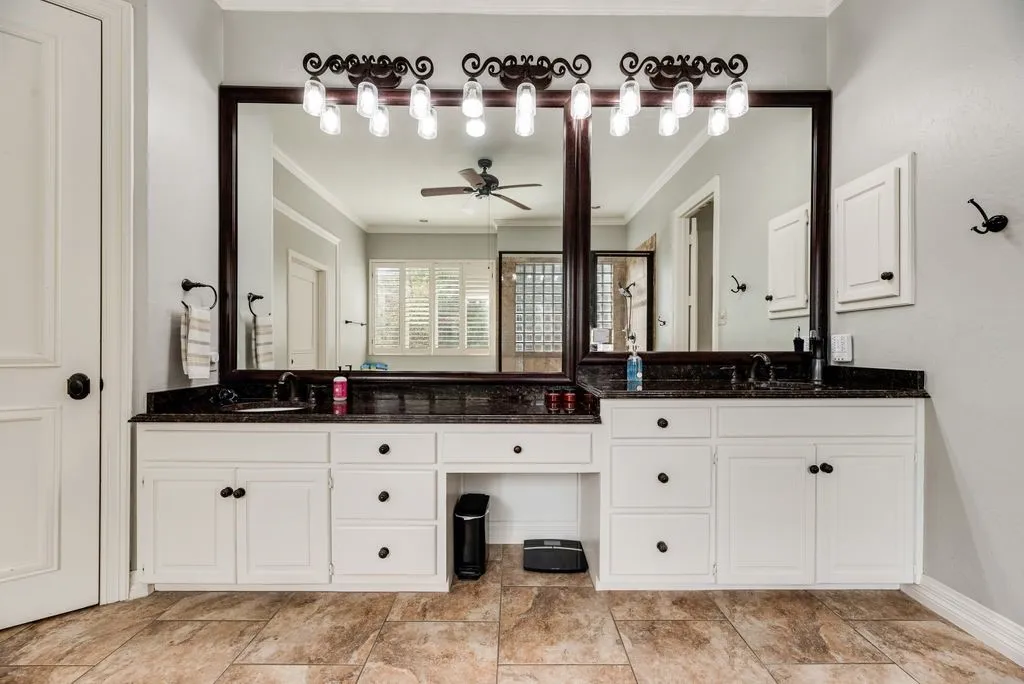 Single Family Residence For Sale in Dallas County , 2217 Clearspring Drive S, Irving, Texas 75063, 4 Bedroom, 4 Bathroom, 3 Garage spaces, 3,569 Sqft, built in 1988, mls#21397881, Real Estate Agent in Irving, Homes For Sale in Dallas county, Homes For Sale in Irving, Realtor in Irving Texas, Real Estate Brokerage Independent Realty Texas, Luminita Cordes Realtor