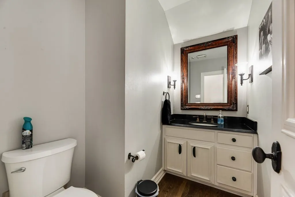 Single Family Residence For Sale in Dallas County , 2217 Clearspring Drive S, Irving, Texas 75063, 4 Bedroom, 4 Bathroom, 3 Garage spaces, 3,569 Sqft, built in 1988, mls#21397881, Real Estate Agent in Irving, Homes For Sale in Dallas county, Homes For Sale in Irving, Realtor in Irving Texas, Real Estate Brokerage Independent Realty Texas, Luminita Cordes Realtor