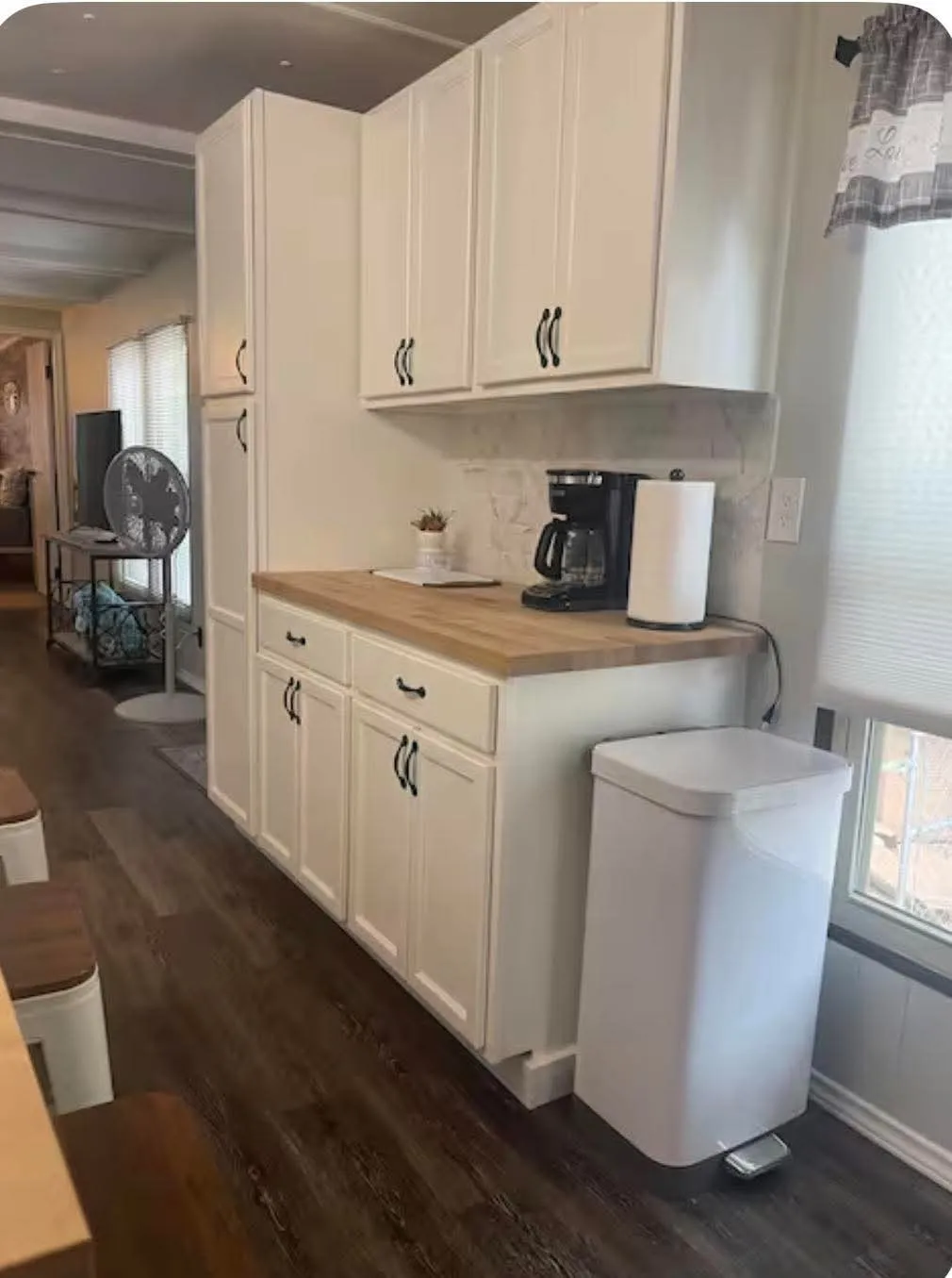Mobile Home For Rent in Grayson County , 159 Oklahoma Avenue, Pottsboro, Texas 75076, 2 Bedroom, 2 Bathroom, Garage spaces, 924 Sqft, built in 1972, mls#21398960, Real Estate Agent in Pottsboro, Homes For Rent in Grayson county, Homes For Rent in Pottsboro, Realtor in Pottsboro Texas, Real Estate Brokerage Independent Realty Texas, Luminita Cordes Realtor
