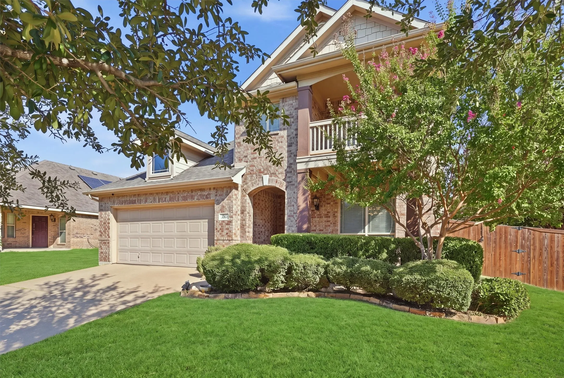 Single Family Residence For Sale in Tarrant County , 305 Mossy Oak Trail, Fort Worth, Texas 76131, 4 Bedroom, 3 Bathroom, 2 Garage spaces, 2,810 Sqft, built in 2009, mls#21391531, Real Estate Agent in Fort Worth, Homes For Sale in Tarrant county, Homes For Sale in Fort Worth, Realtor in Fort Worth Texas, Real Estate Brokerage Independent Realty Texas, Luminita Cordes Realtor