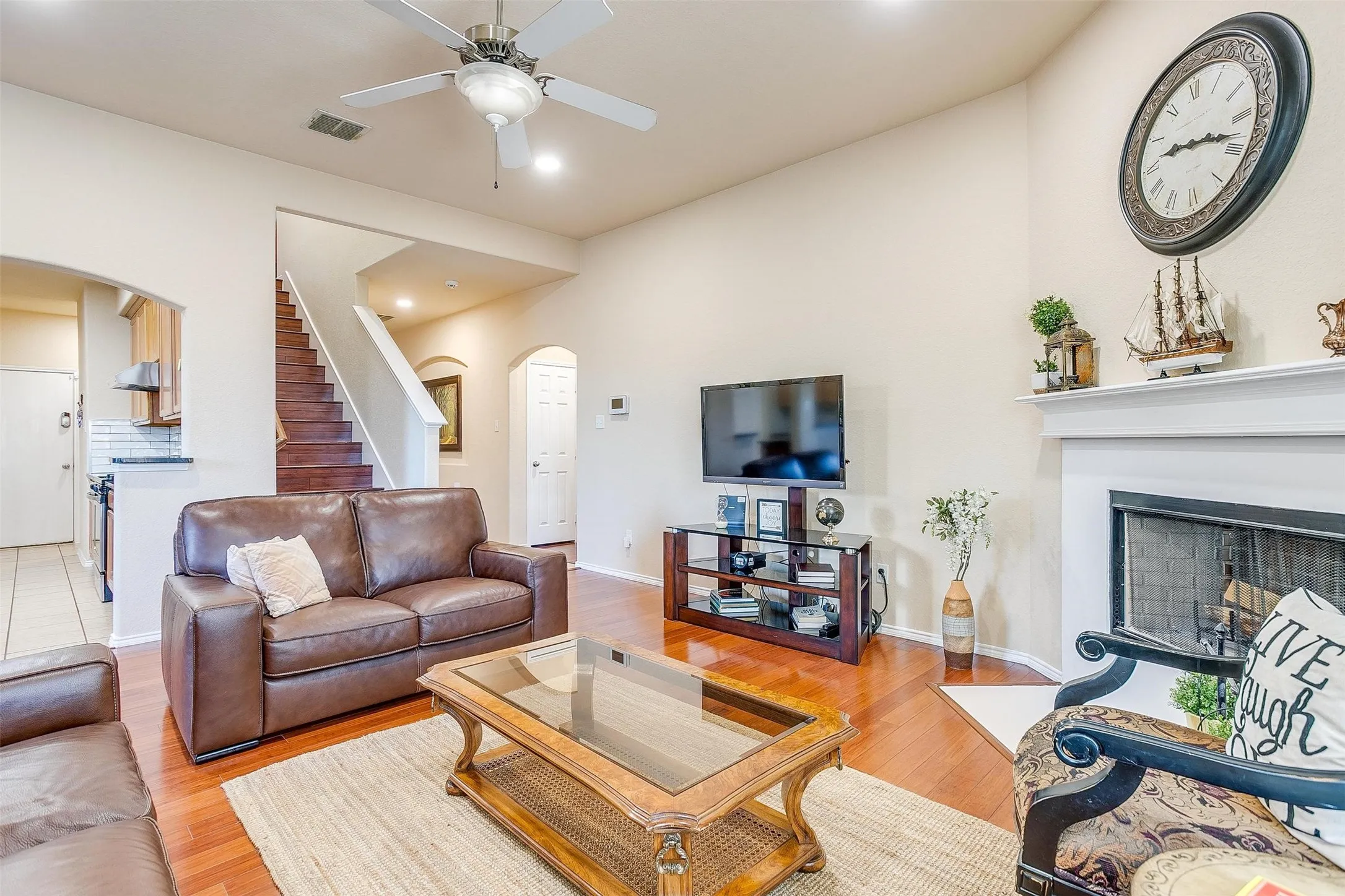 Single Family Residence For Rent in Tarrant County , 7056 Welshman Drive, Fort Worth, Texas 76137, 4 Bedroom, 3 Bathroom, 2 Garage spaces, 3,242 Sqft, built in 2008, mls#21398916, Real Estate Agent in Fort Worth, Homes For Rent in Tarrant county, Homes For Rent in Fort Worth, Realtor in Fort Worth Texas, Real Estate Brokerage Independent Realty Texas, Luminita Cordes Realtor