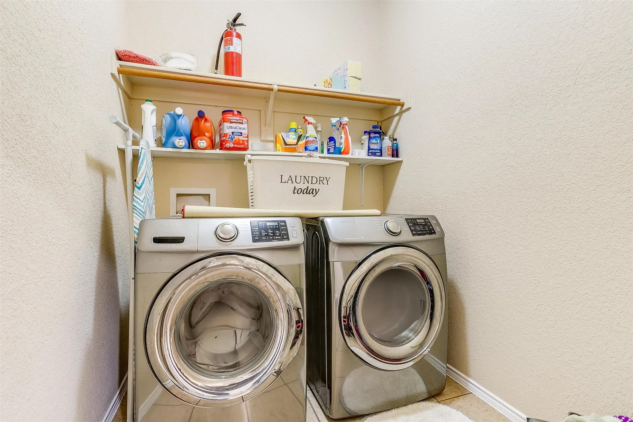 Single Family Residence For Rent in Tarrant County , 7056 Welshman Drive, Fort Worth, Texas 76137, 4 Bedroom, 3 Bathroom, 2 Garage spaces, 3,242 Sqft, built in 2008, mls#21398916, Real Estate Agent in Fort Worth, Homes For Rent in Tarrant county, Homes For Rent in Fort Worth, Realtor in Fort Worth Texas, Real Estate Brokerage Independent Realty Texas, Luminita Cordes Realtor