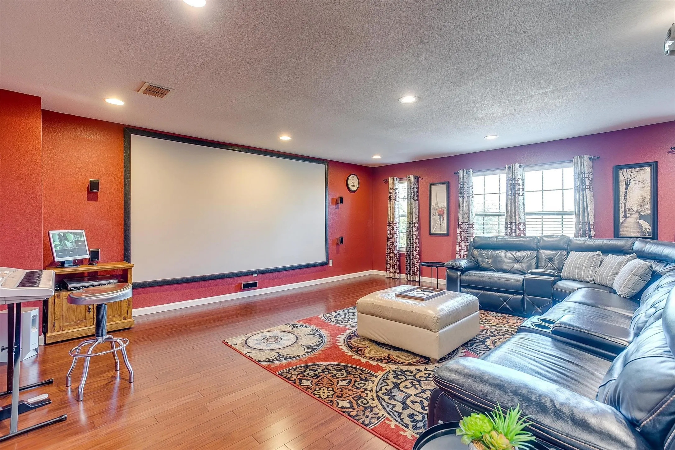Single Family Residence For Rent in Tarrant County , 7056 Welshman Drive, Fort Worth, Texas 76137, 4 Bedroom, 3 Bathroom, 2 Garage spaces, 3,242 Sqft, built in 2008, mls#21398916, Real Estate Agent in Fort Worth, Homes For Rent in Tarrant county, Homes For Rent in Fort Worth, Realtor in Fort Worth Texas, Real Estate Brokerage Independent Realty Texas, Luminita Cordes Realtor