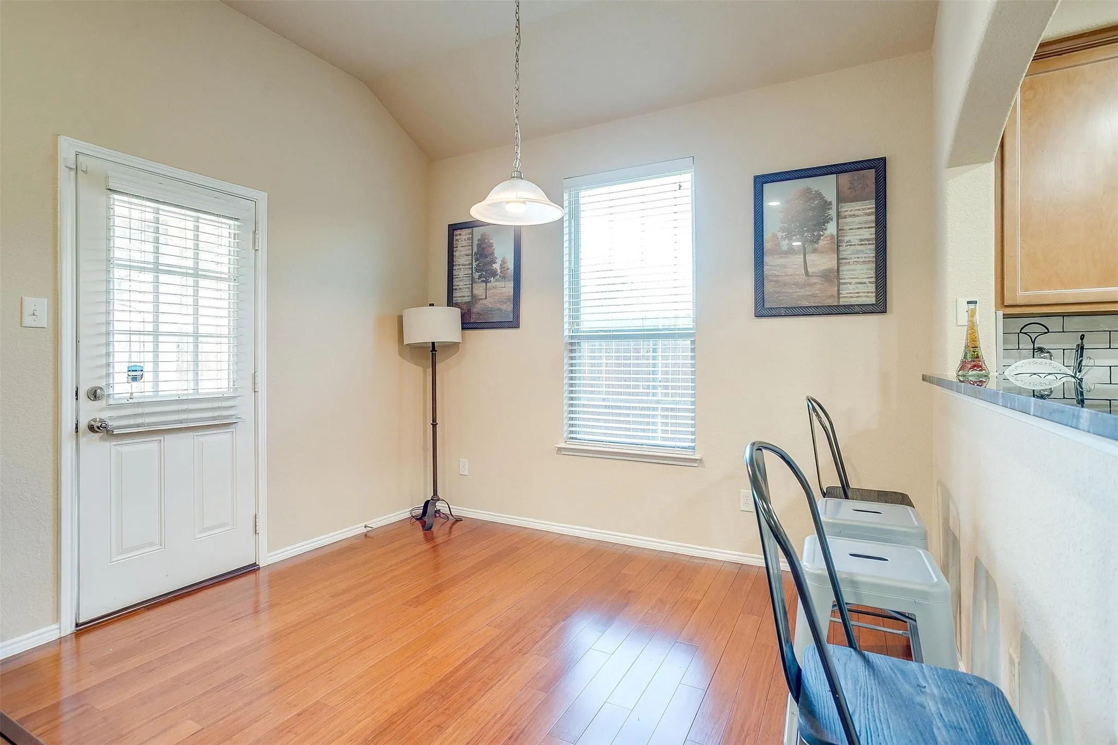 Single Family Residence For Rent in Tarrant County , 7056 Welshman Drive, Fort Worth, Texas 76137, 4 Bedroom, 3 Bathroom, 2 Garage spaces, 3,242 Sqft, built in 2008, mls#21398916, Real Estate Agent in Fort Worth, Homes For Rent in Tarrant county, Homes For Rent in Fort Worth, Realtor in Fort Worth Texas, Real Estate Brokerage Independent Realty Texas, Luminita Cordes Realtor