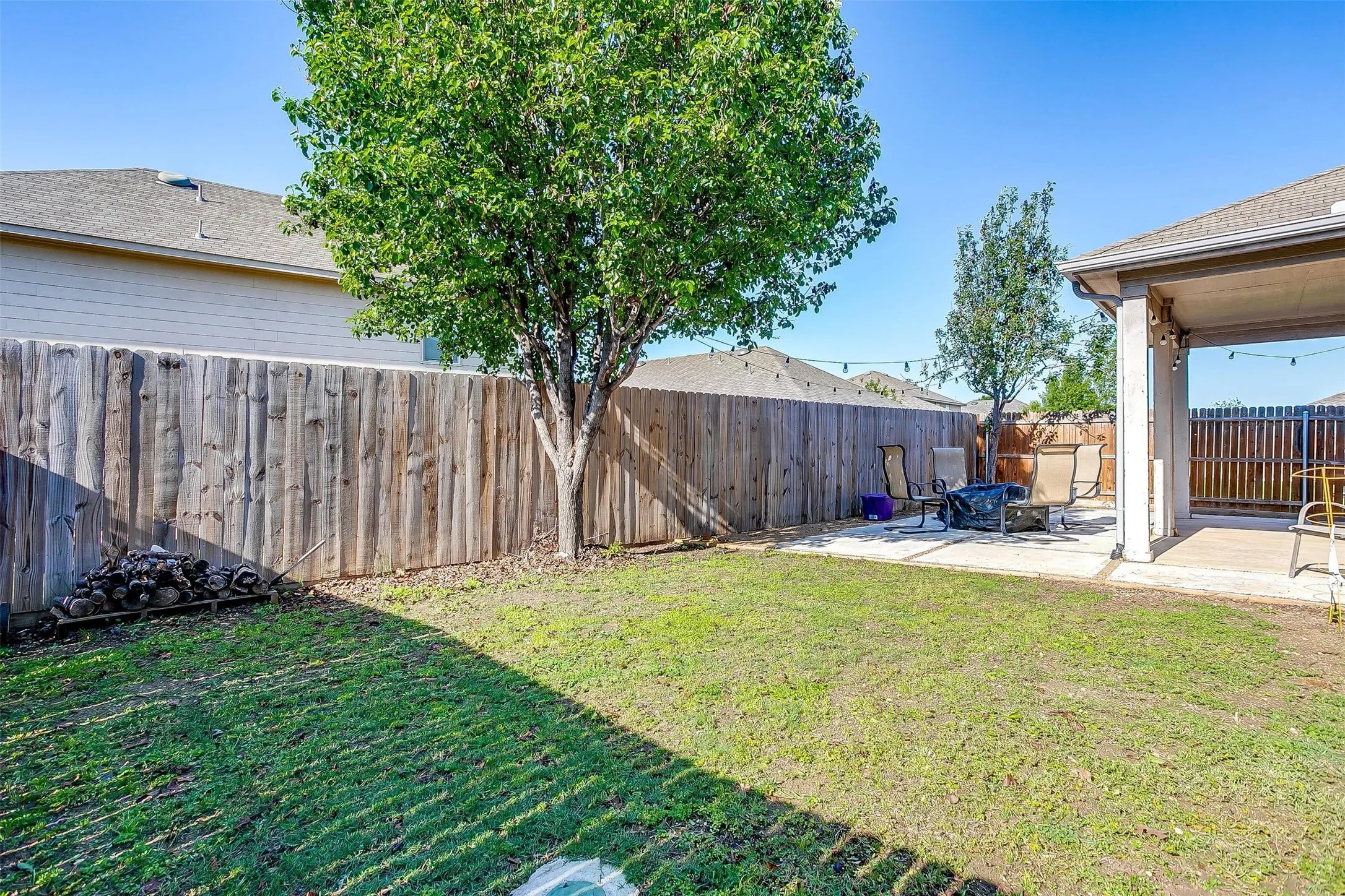 Single Family Residence For Rent in Tarrant County , 7056 Welshman Drive, Fort Worth, Texas 76137, 4 Bedroom, 3 Bathroom, 2 Garage spaces, 3,242 Sqft, built in 2008, mls#21398916, Real Estate Agent in Fort Worth, Homes For Rent in Tarrant county, Homes For Rent in Fort Worth, Realtor in Fort Worth Texas, Real Estate Brokerage Independent Realty Texas, Luminita Cordes Realtor