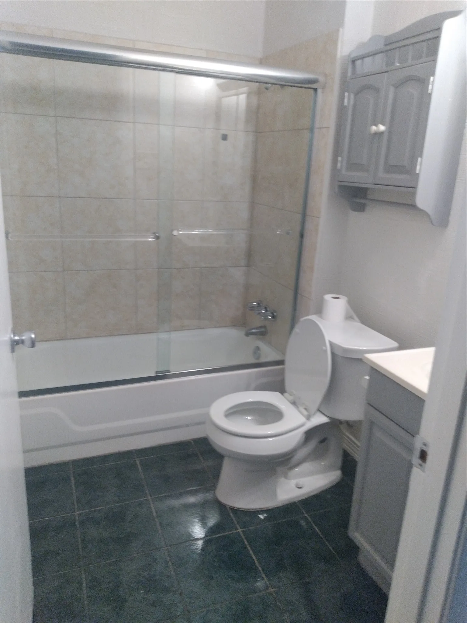 Single Family Residence For Rent in Tarrant County , 5613 Galway Lane, North Richland Hills, Texas 76180, 3 Bedroom, 2 Bathroom, 2 Garage spaces, 1,632 Sqft, built in 1969, mls#21398673, Real Estate Agent in North Richland Hills, Homes For Rent in Tarrant county, Homes For Rent in North Richland Hills, Realtor in North Richland Hills Texas, Real Estate Brokerage Independent Realty Texas, Luminita Cordes Realtor