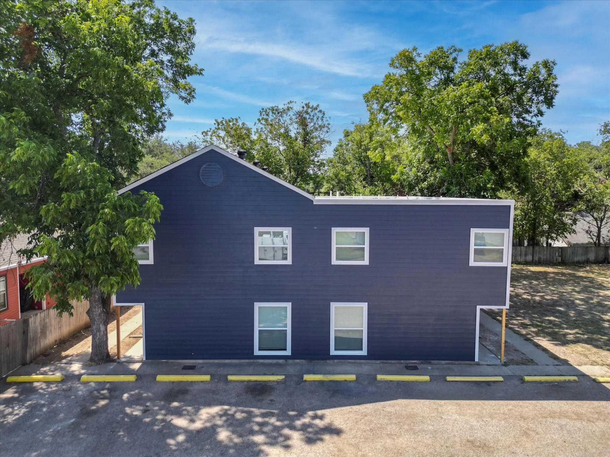Apartment For Rent in Johnson County , 805 W Chambers Street F, Cleburne, Texas 76033, 2 Bedroom, 2 Bathroom, Garage spaces, 906 Sqft, built in 1984, mls#21398412, Real Estate Agent in Cleburne, Homes For Rent in Johnson county, Homes For Rent in Cleburne, Realtor in Cleburne Texas, Real Estate Brokerage Independent Realty Texas, Luminita Cordes Realtor