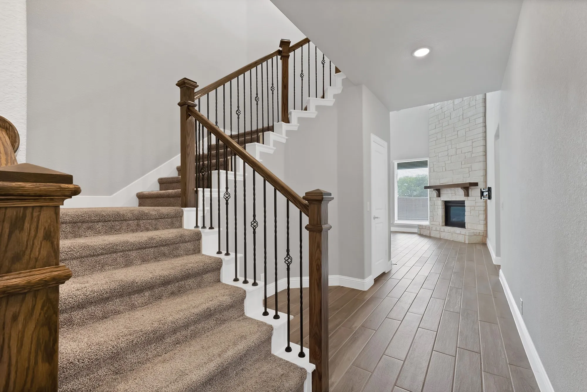 Single Family Residence For Rent in Parker County , 111 Kingfisher Lane, Aledo, Texas 76008, 4 Bedroom, 4 Bathroom, 2 Garage spaces, 3,557 Sqft, built in 2023, mls#21398972, Real Estate Agent in Aledo, Homes For Rent in Parker county, Homes For Rent in Aledo, Realtor in Aledo Texas, Real Estate Brokerage Independent Realty Texas, Luminita Cordes Realtor