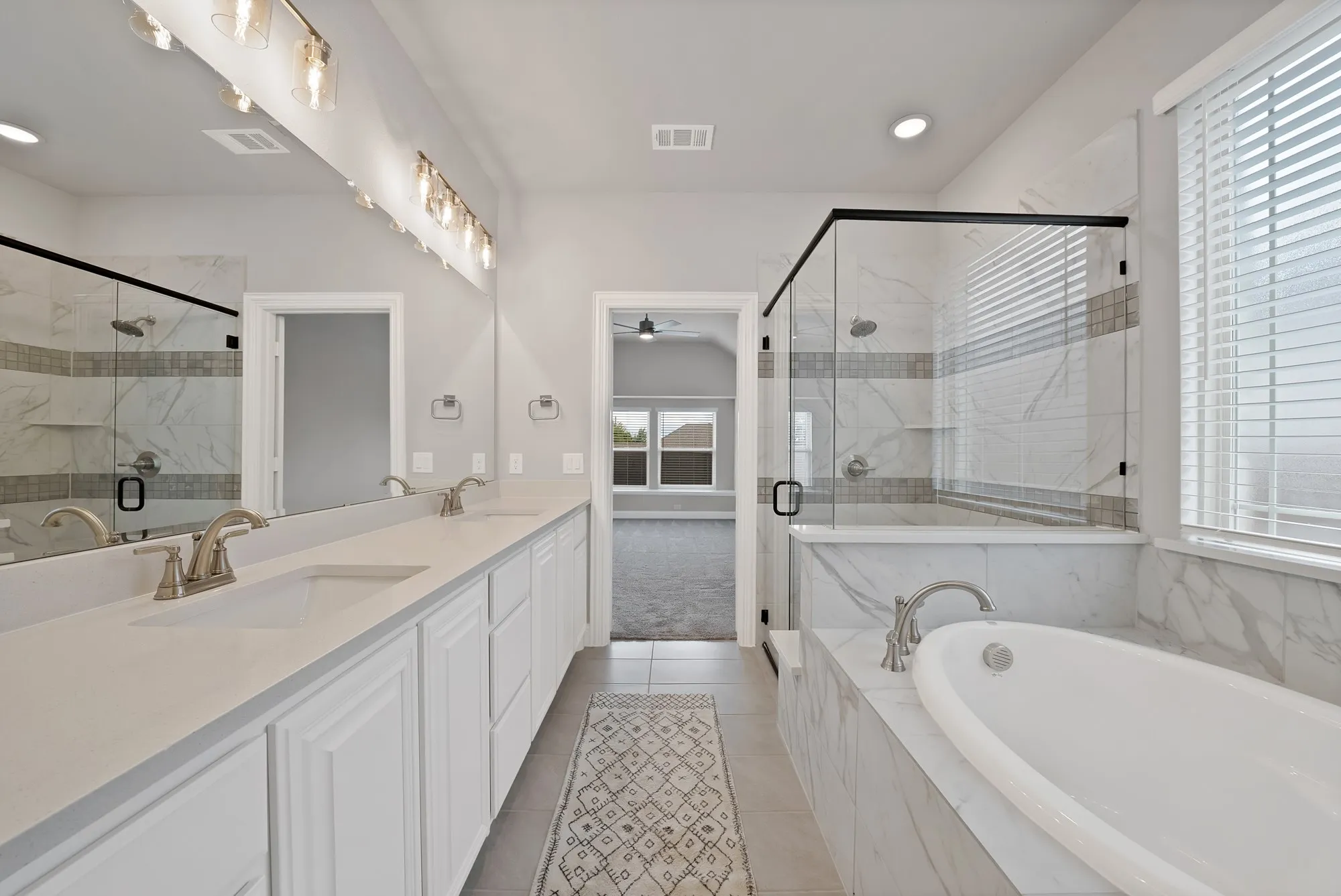 Single Family Residence For Rent in Parker County , 111 Kingfisher Lane, Aledo, Texas 76008, 4 Bedroom, 4 Bathroom, 2 Garage spaces, 3,557 Sqft, built in 2023, mls#21398972, Real Estate Agent in Aledo, Homes For Rent in Parker county, Homes For Rent in Aledo, Realtor in Aledo Texas, Real Estate Brokerage Independent Realty Texas, Luminita Cordes Realtor