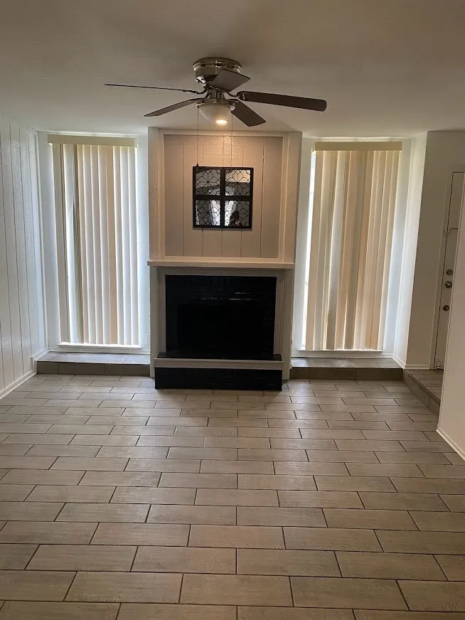 Townhouse For Rent in Dallas County , 7145 Fair Oaks Avenue 34, Dallas, Texas 75231, 3 Bedroom, 3 Bathroom, Garage spaces, 1,303 Sqft, built in 1974, mls#21398921, Real Estate Agent in Dallas, Homes For Rent in Dallas county, Homes For Rent in Dallas, Realtor in Dallas Texas, Real Estate Brokerage Independent Realty Texas, Luminita Cordes Realtor