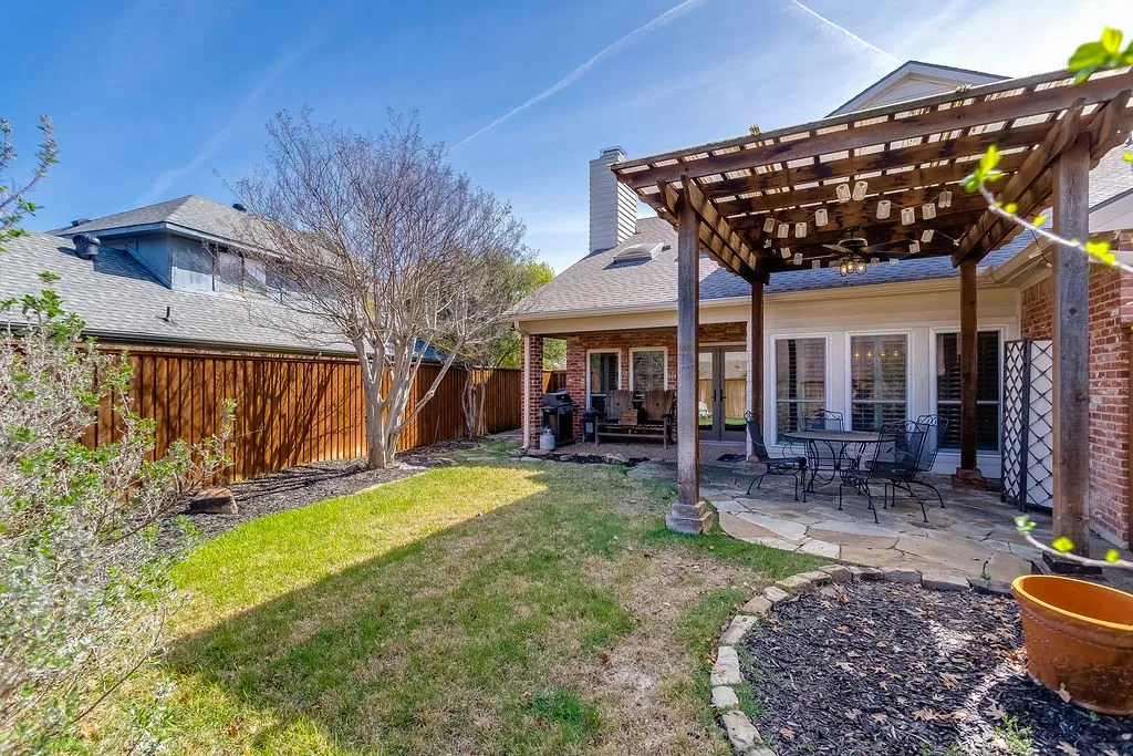 Single Family Residence For Sale in Collin County , 6901 April Way Circle, Plano, Texas 75023, 4 Bedroom, 3 Bathroom, 3 Garage spaces, 3,977 Sqft, built in 1983, mls#21398840, Real Estate Agent in Plano, Homes For Sale in Collin county, Homes For Sale in Plano, Realtor in Plano Texas, Real Estate Brokerage Independent Realty Texas, Luminita Cordes Realtor