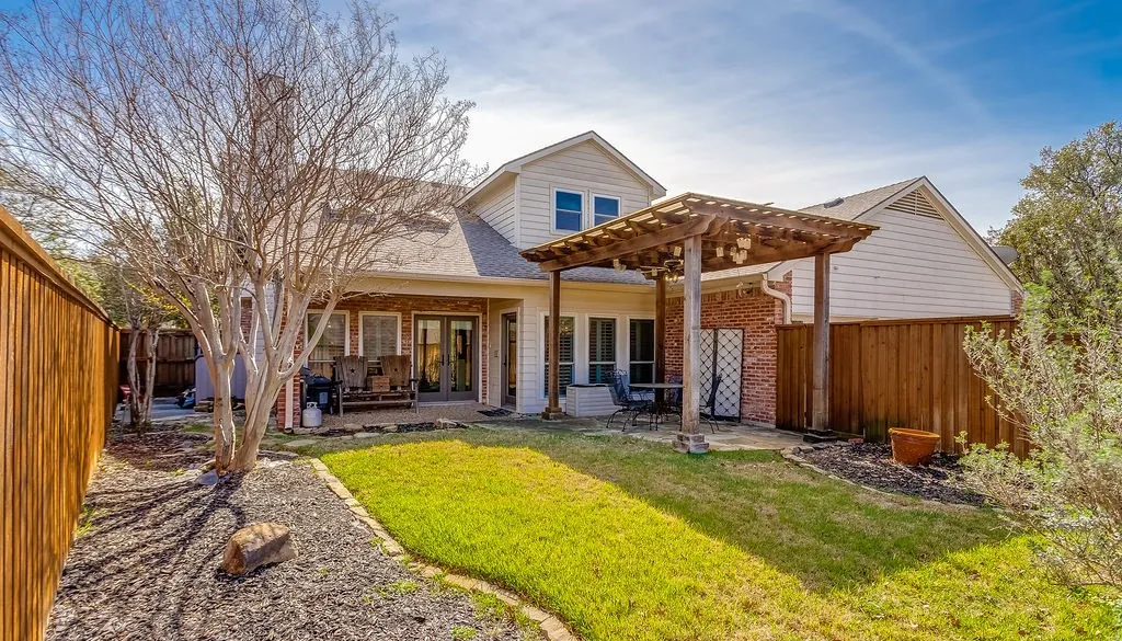 Single Family Residence For Sale in Collin County , 6901 April Way Circle, Plano, Texas 75023, 4 Bedroom, 3 Bathroom, 3 Garage spaces, 3,977 Sqft, built in 1983, mls#21398840, Real Estate Agent in Plano, Homes For Sale in Collin county, Homes For Sale in Plano, Realtor in Plano Texas, Real Estate Brokerage Independent Realty Texas, Luminita Cordes Realtor