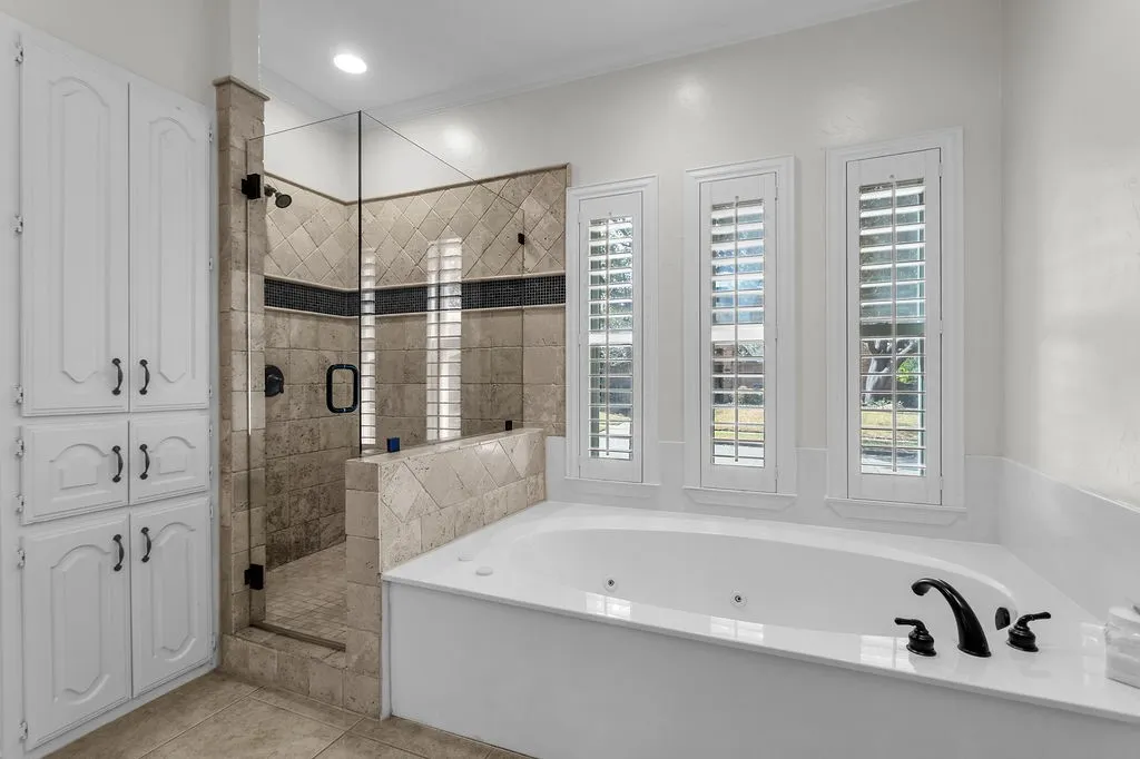 Single Family Residence For Sale in Collin County , 6901 April Way Circle, Plano, Texas 75023, 4 Bedroom, 3 Bathroom, 3 Garage spaces, 3,977 Sqft, built in 1983, mls#21398840, Real Estate Agent in Plano, Homes For Sale in Collin county, Homes For Sale in Plano, Realtor in Plano Texas, Real Estate Brokerage Independent Realty Texas, Luminita Cordes Realtor