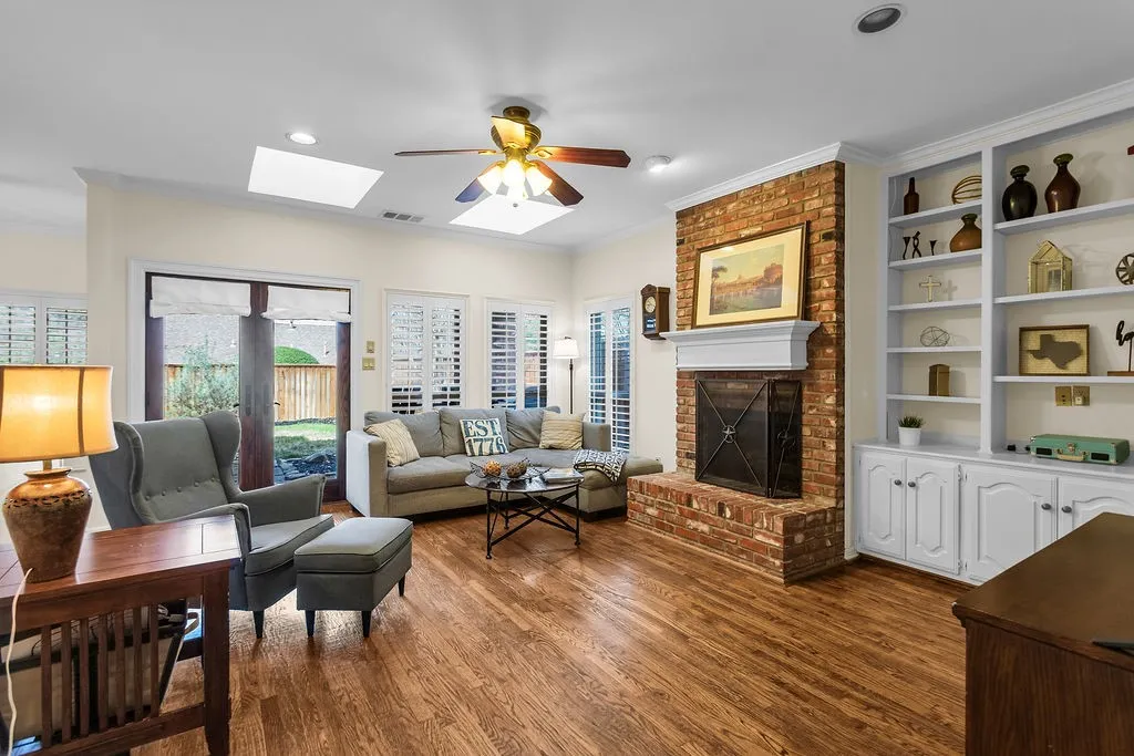 Single Family Residence For Sale in Collin County , 6901 April Way Circle, Plano, Texas 75023, 4 Bedroom, 3 Bathroom, 3 Garage spaces, 3,977 Sqft, built in 1983, mls#21398840, Real Estate Agent in Plano, Homes For Sale in Collin county, Homes For Sale in Plano, Realtor in Plano Texas, Real Estate Brokerage Independent Realty Texas, Luminita Cordes Realtor
