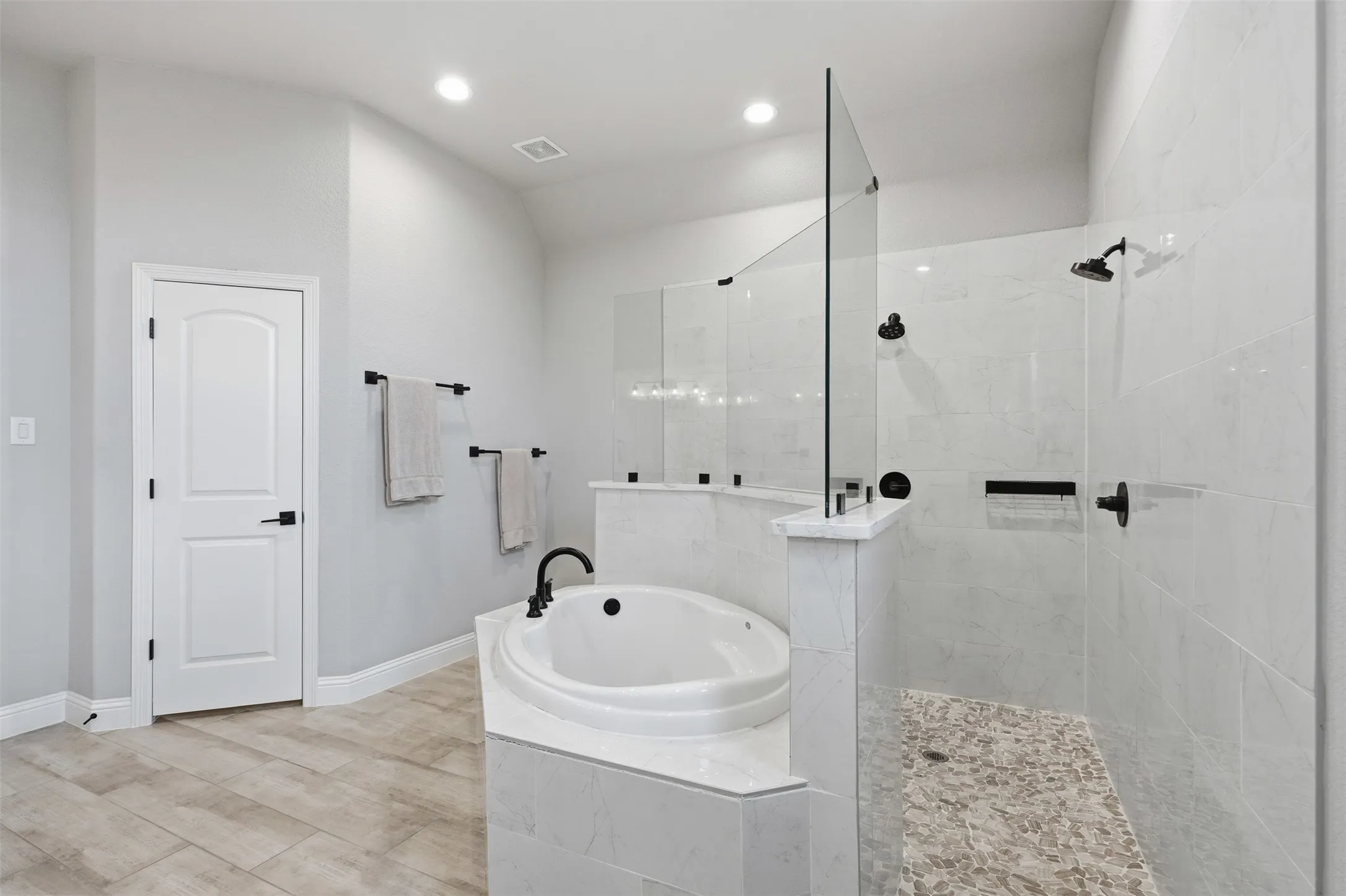Single Family Residence For Rent in Parker County , 655 Winkler Way, Springtown, Texas 76082, 4 Bedroom, 2 Bathroom, 3 Garage spaces, 2,418 Sqft, built in 2022, mls#21398626, Real Estate Agent in Springtown, Homes For Rent in Parker county, Homes For Rent in Springtown, Realtor in Springtown Texas, Real Estate Brokerage Independent Realty Texas, Luminita Cordes Realtor