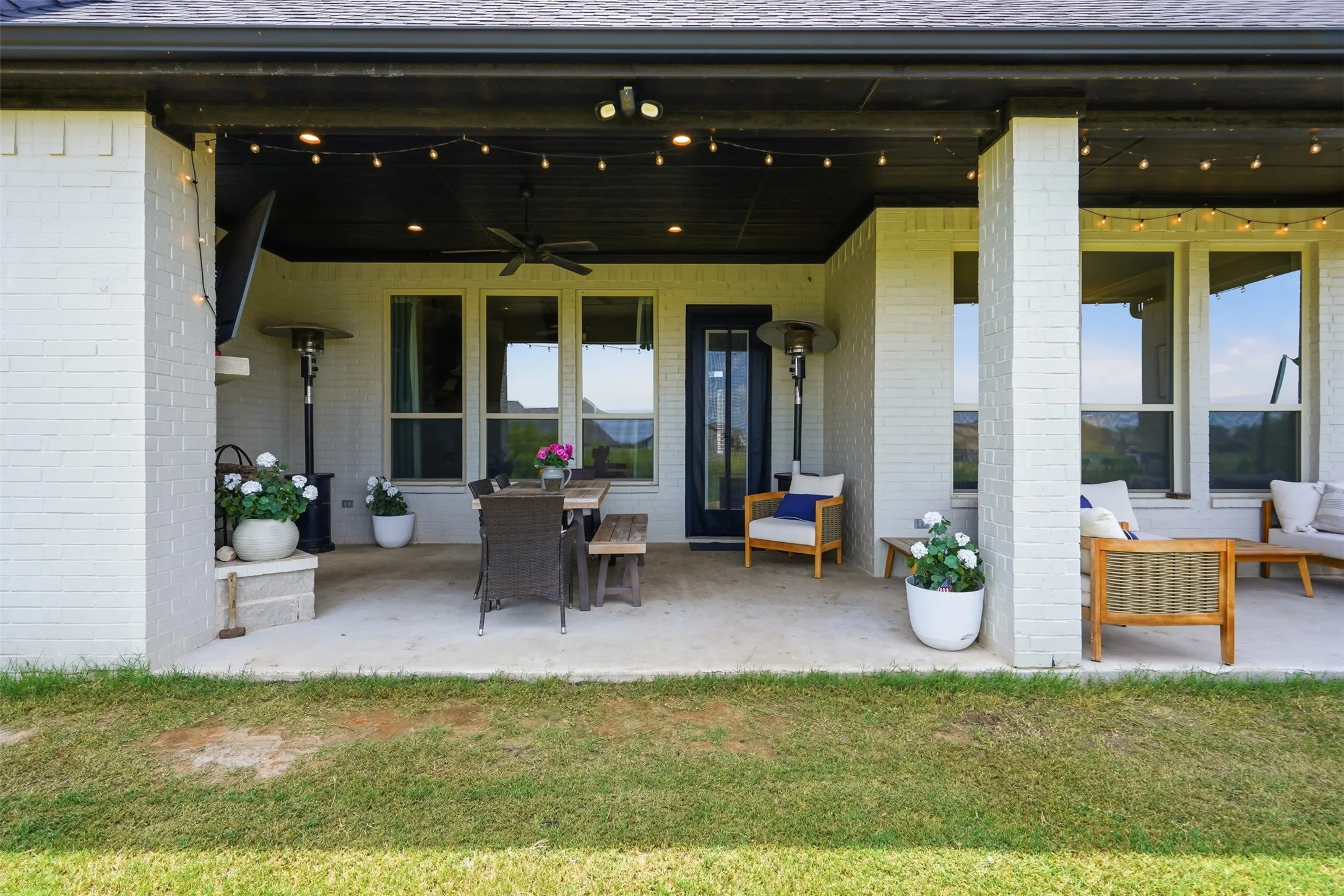 Single Family Residence For Rent in Parker County , 655 Winkler Way, Springtown, Texas 76082, 4 Bedroom, 2 Bathroom, 3 Garage spaces, 2,418 Sqft, built in 2022, mls#21398626, Real Estate Agent in Springtown, Homes For Rent in Parker county, Homes For Rent in Springtown, Realtor in Springtown Texas, Real Estate Brokerage Independent Realty Texas, Luminita Cordes Realtor