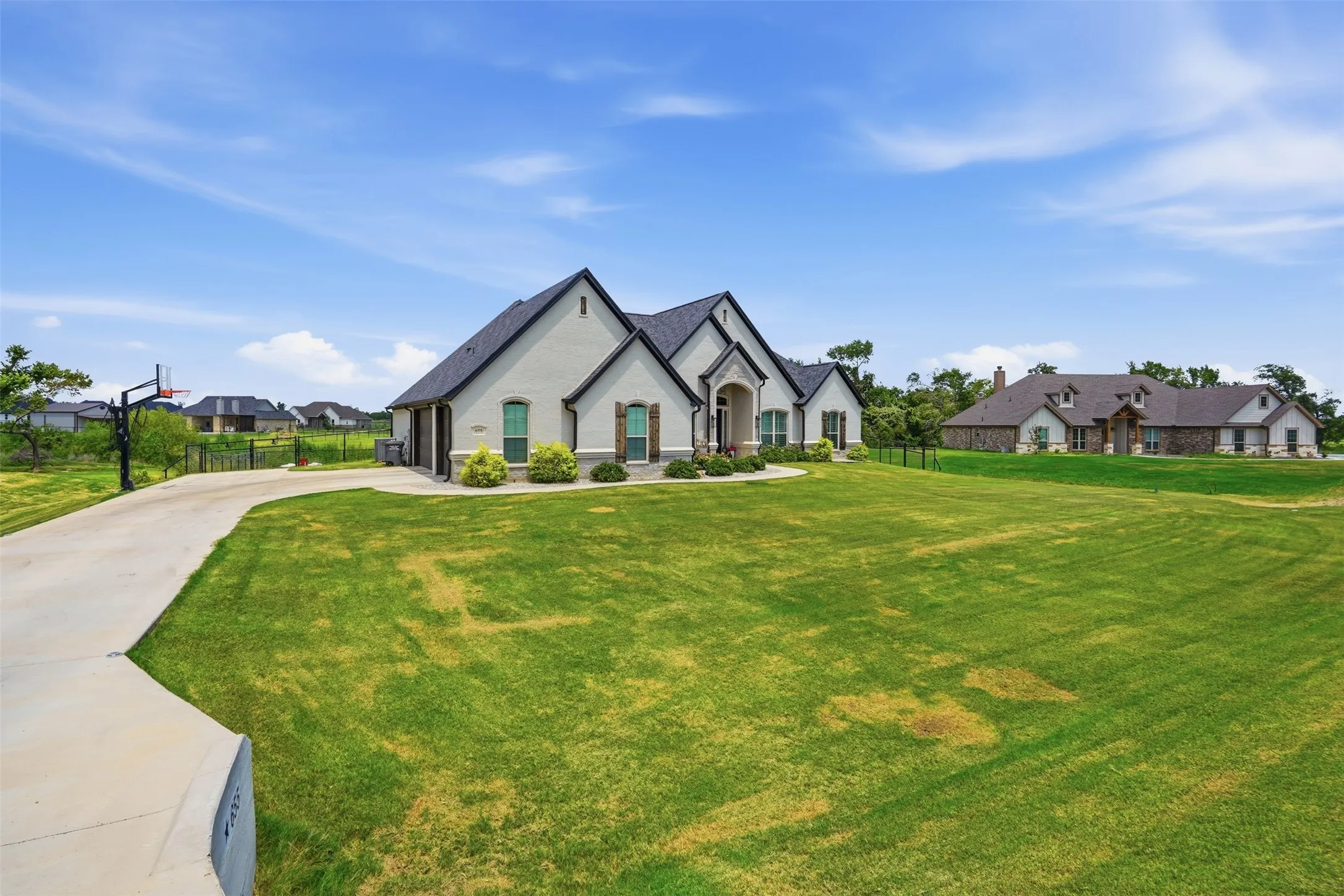 Single Family Residence For Rent in Parker County , 655 Winkler Way, Springtown, Texas 76082, 4 Bedroom, 2 Bathroom, 3 Garage spaces, 2,418 Sqft, built in 2022, mls#21398626, Real Estate Agent in Springtown, Homes For Rent in Parker county, Homes For Rent in Springtown, Realtor in Springtown Texas, Real Estate Brokerage Independent Realty Texas, Luminita Cordes Realtor