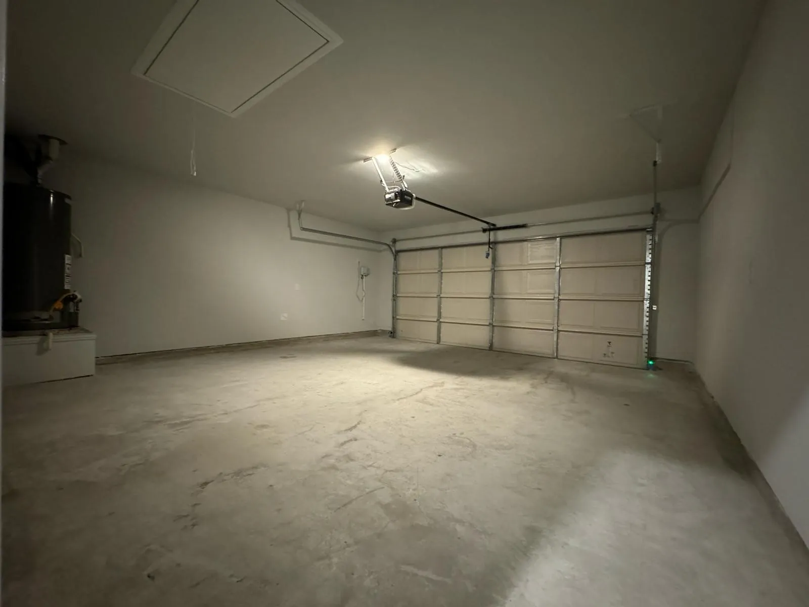 Single Family Residence For Rent in Grayson County , 2018 Sycamore ridge Trail, Van Alstyne, Texas 75495, 4 Bedroom, 2 Bathroom, 2 Garage spaces, 2,213 Sqft, built in 2024, mls#21398520, Real Estate Agent in Van Alstyne, Homes For Rent in Grayson county, Homes For Rent in Van Alstyne, Realtor in Van Alstyne Texas, Real Estate Brokerage Independent Realty Texas, Luminita Cordes Realtor