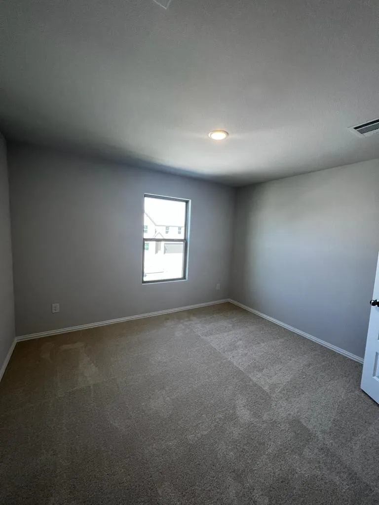Single Family Residence For Rent in Grayson County , 553 Hickory ridge Drive, Van Alstyne, Texas 75495, 5 Bedroom, 3 Bathroom, 2 Garage spaces, 2,483 Sqft, built in 2023, mls#21398714, Real Estate Agent in Van Alstyne, Homes For Rent in Grayson county, Homes For Rent in Van Alstyne, Realtor in Van Alstyne Texas, Real Estate Brokerage Independent Realty Texas, Luminita Cordes Realtor