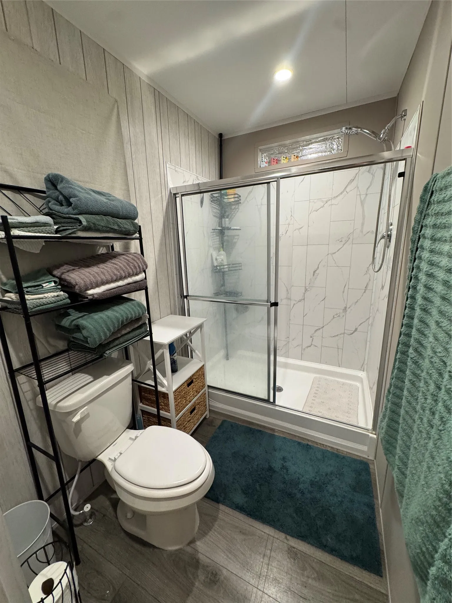 Manufactured Home For Sale in Hardeman County , 1105 W 13th Street, Quanah, Texas 79252, 3 Bedroom, 2 Bathroom, Garage spaces, 1,536 Sqft, built in 2023, mls#21398990, Real Estate Agent in Quanah, Homes For Sale in Hardeman county, Homes For Sale in Quanah, Realtor in Quanah Texas, Real Estate Brokerage Independent Realty Texas, Luminita Cordes Realtor