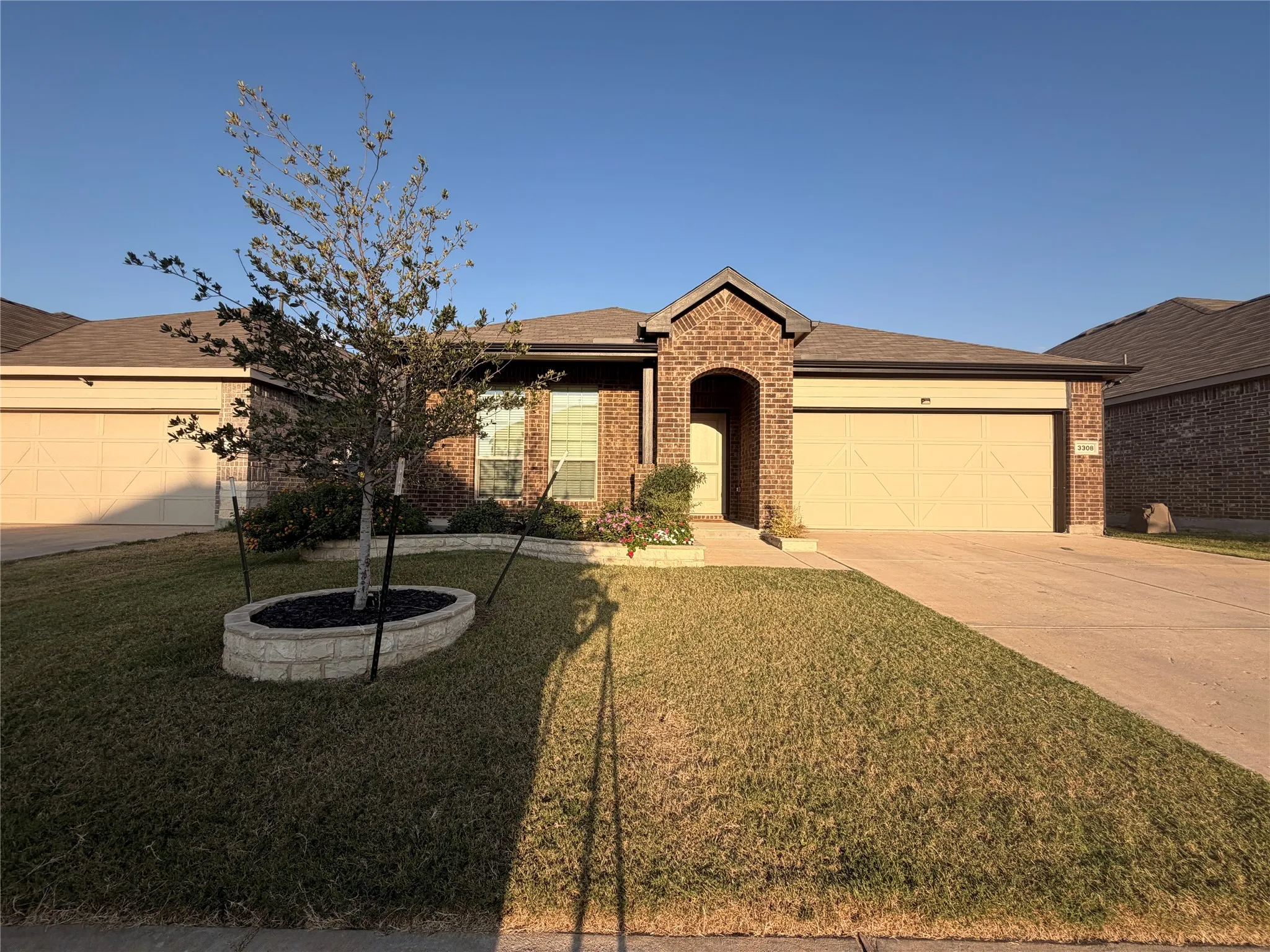 Single Family Residence For Rent in Denton County , 3308 Chasemoor Drive, Denton, Texas 76207, 4 Bedroom, 2 Bathroom, 2 Garage spaces, 1,837 Sqft, built in 2024, mls#21398899, Real Estate Agent in Denton, Homes For Rent in Denton county, Homes For Rent in Denton, Realtor in Denton Texas, Real Estate Brokerage Independent Realty Texas, Luminita Cordes Realtor