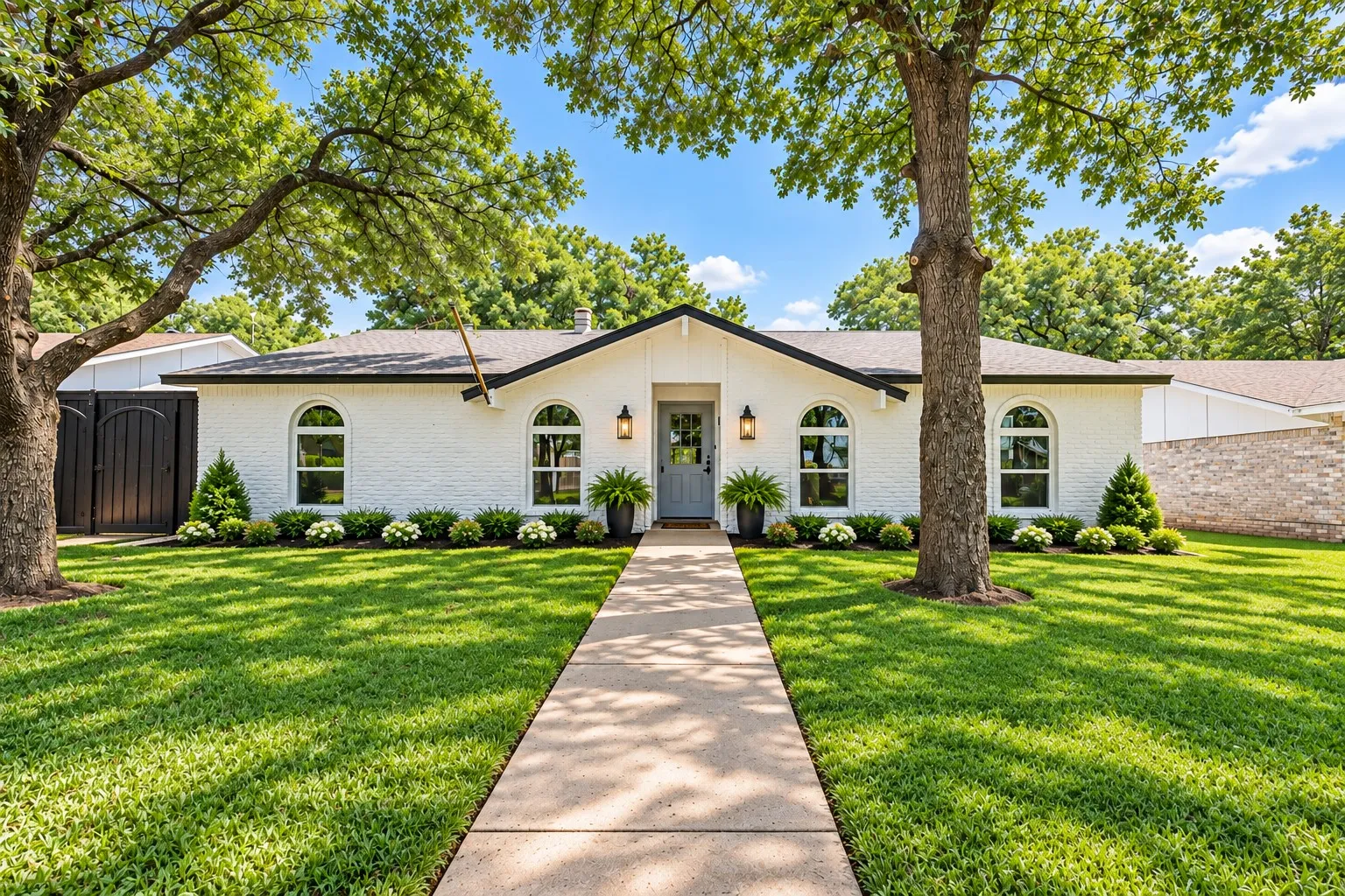 Single Family Residence For Sale in Denton County , 1214 Winterwood Drive, Lewisville, Texas 75067, 3 Bedroom, 2 Bathroom, 2 Garage spaces, 1,576 Sqft, built in 1970, mls#21392578, Real Estate Agent in Lewisville, Homes For Sale in Denton county, Homes For Sale in Lewisville, Realtor in Lewisville Texas, Real Estate Brokerage Independent Realty Texas, Luminita Cordes Realtor