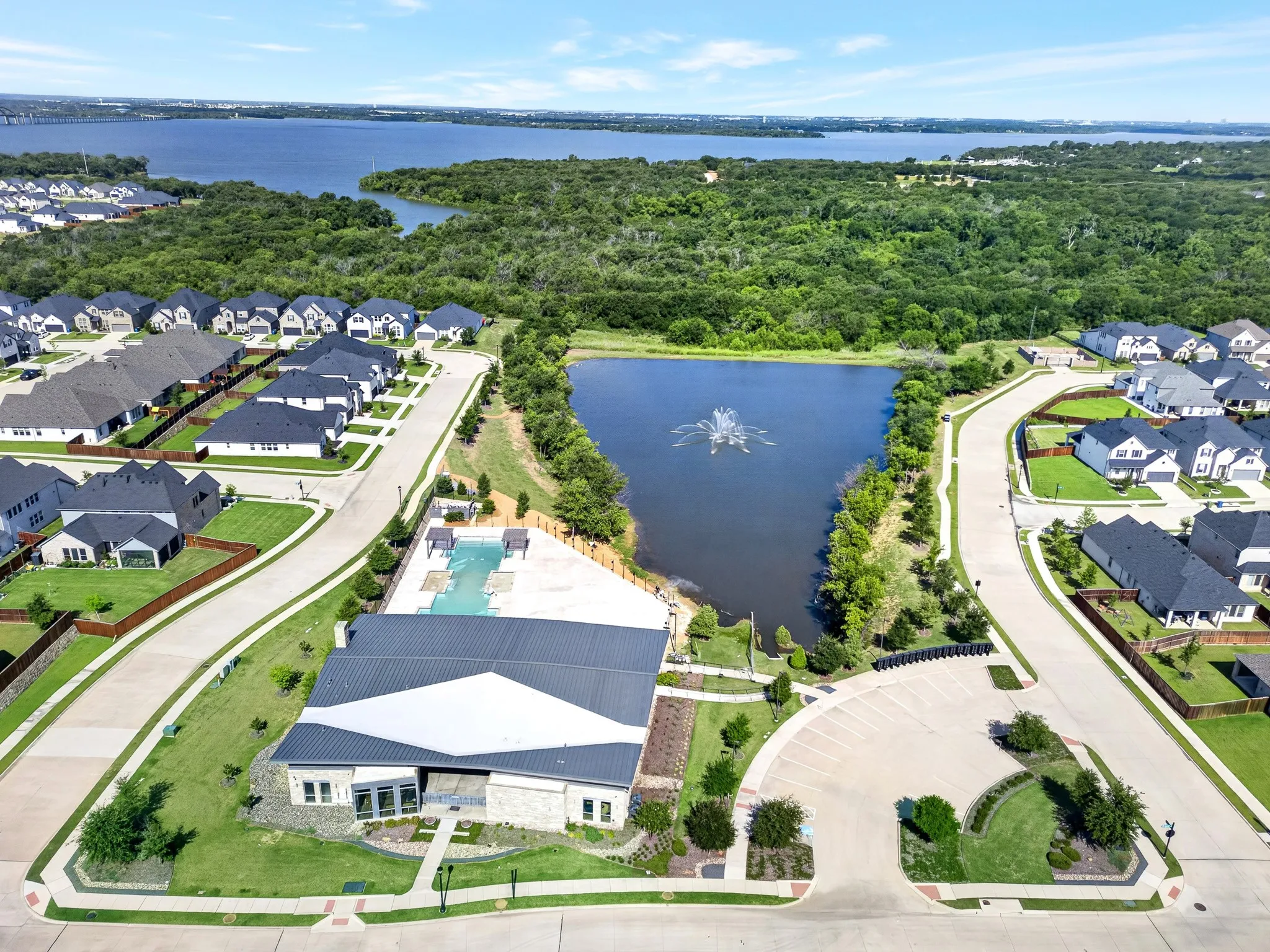 Single Family Residence For Rent in Denton County , 407 Cherry Laurel Drive, Little Elm, Texas 75068, 4 Bedroom, 3 Bathroom, 2 Garage spaces, 1,818 Sqft, built in 2024, mls#21397977, Real Estate Agent in Little Elm, Homes For Rent in Denton county, Homes For Rent in Little Elm, Realtor in Little Elm Texas, Real Estate Brokerage Independent Realty Texas, Luminita Cordes Realtor