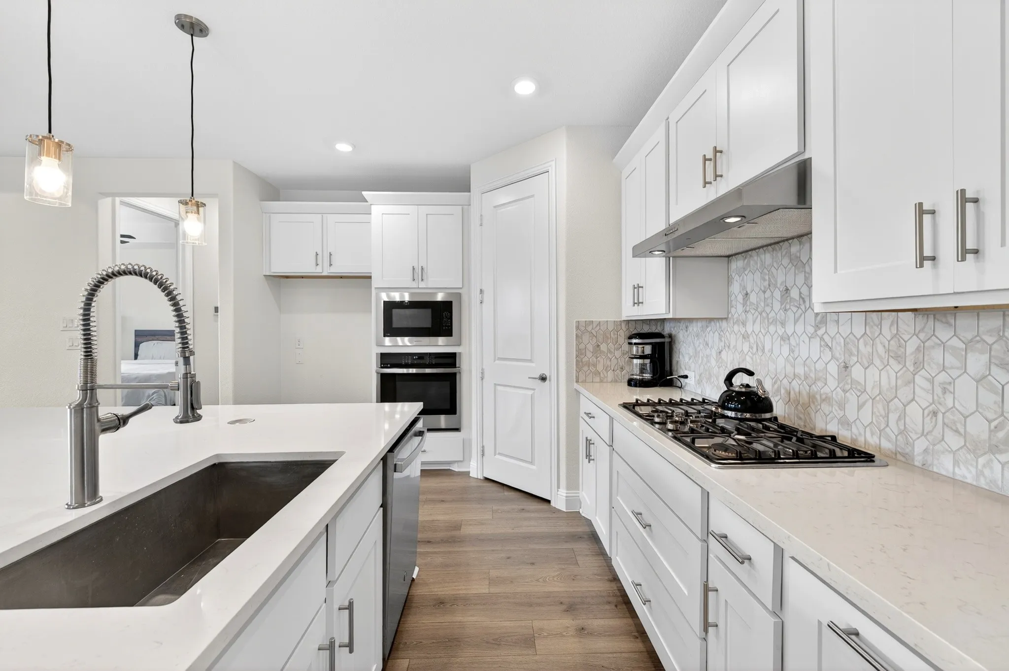 Single Family Residence For Rent in Denton County , 407 Cherry Laurel Drive, Little Elm, Texas 75068, 4 Bedroom, 3 Bathroom, 2 Garage spaces, 1,818 Sqft, built in 2024, mls#21397977, Real Estate Agent in Little Elm, Homes For Rent in Denton county, Homes For Rent in Little Elm, Realtor in Little Elm Texas, Real Estate Brokerage Independent Realty Texas, Luminita Cordes Realtor