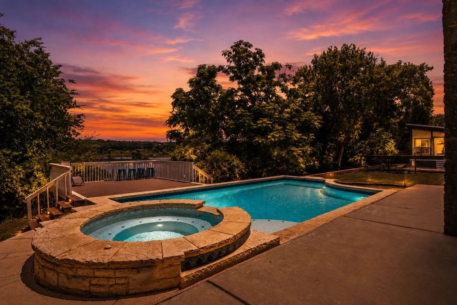 Single Family Residence For Sale in Bell County , 349 Arrowhead Point Road, Belton, Texas 76513, 4 Bedroom, 3 Bathroom, 2 Garage spaces, 2,246 Sqft, built in 1965, mls#21395883, Real Estate Agent in Belton, Homes For Sale in Bell county, Homes For Sale in Belton, Realtor in Belton Texas, Real Estate Brokerage Independent Realty Texas, Luminita Cordes Realtor