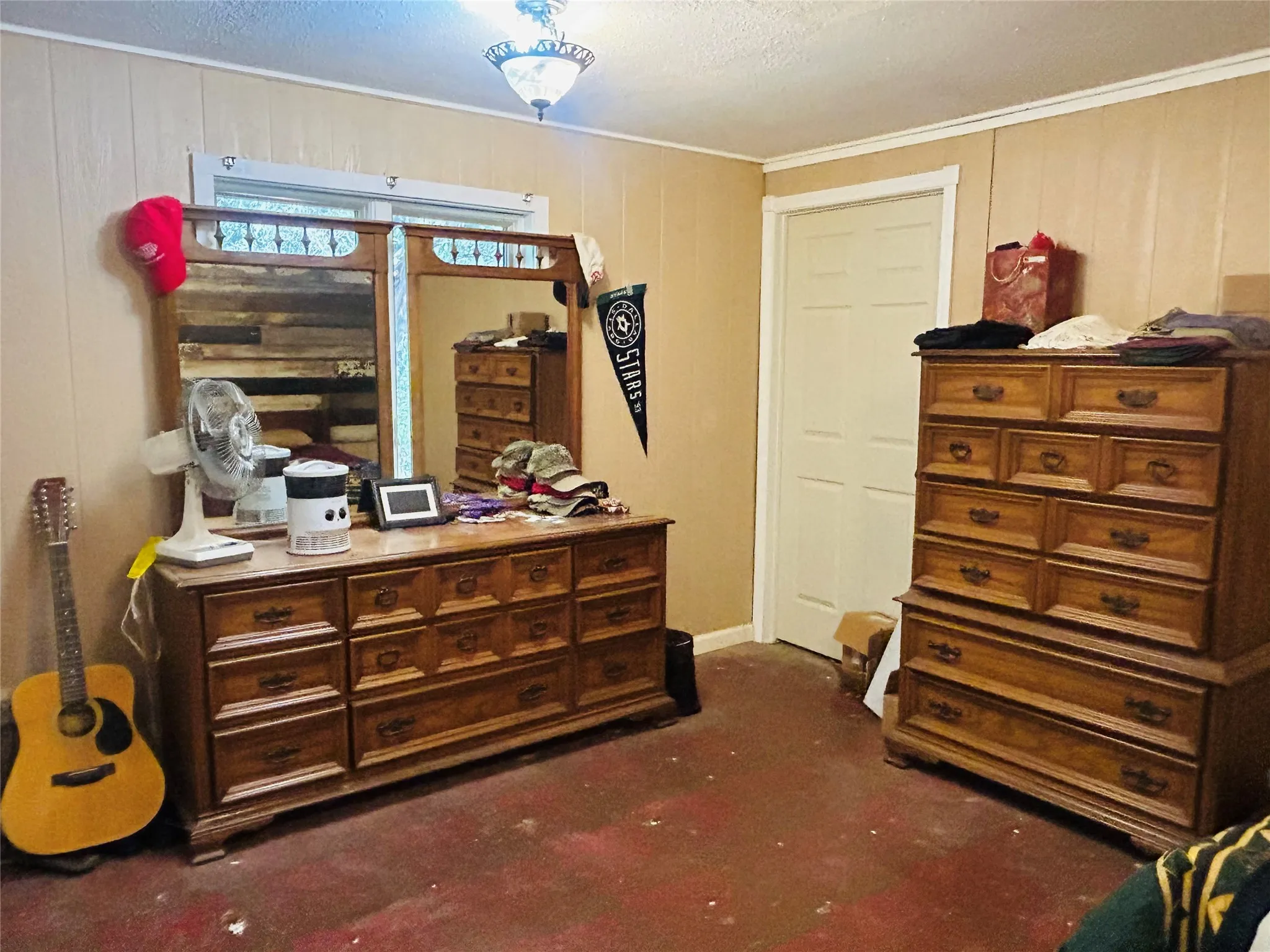 Single Family Residence For Sale in Hill County , 186 Jennifer Loop, Whitney, Texas 76692, 3 Bedroom, 1 Bathroom, Garage spaces, 1,204 Sqft, built in 1998, mls#21398264, Real Estate Agent in Whitney, Homes For Sale in Hill county, Homes For Sale in Whitney, Realtor in Whitney Texas, Real Estate Brokerage Independent Realty Texas, Luminita Cordes Realtor