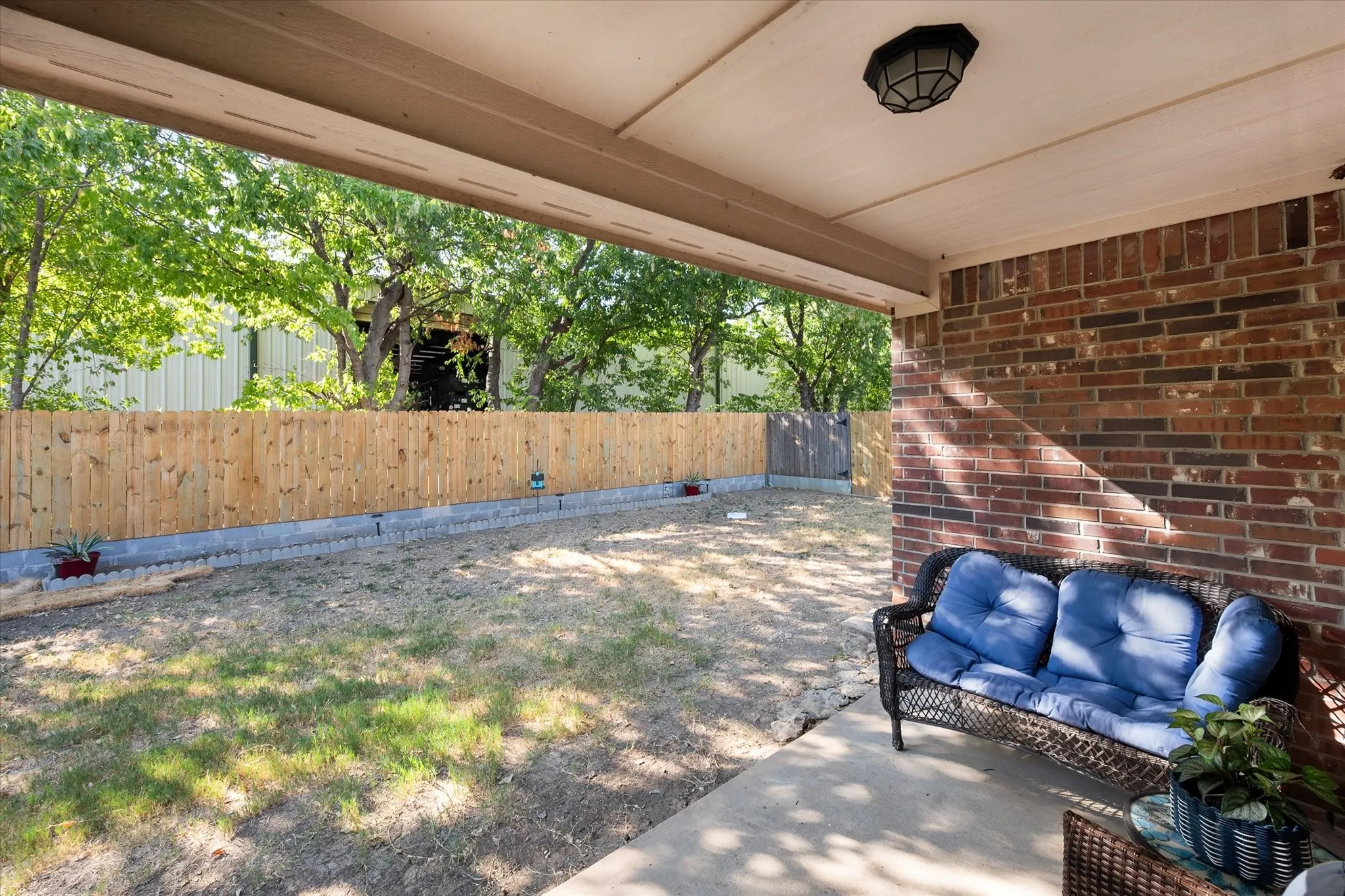 Single Family Residence For Sale in Denton County , 1008 Primrose Drive, Sanger, Texas 76266, 3 Bedroom, 2 Bathroom, 2 Garage spaces, 1,387 Sqft, built in 2012, mls#21398947, Real Estate Agent in Sanger, Homes For Sale in Denton county, Homes For Sale in Sanger, Realtor in Sanger Texas, Real Estate Brokerage Independent Realty Texas, Luminita Cordes Realtor