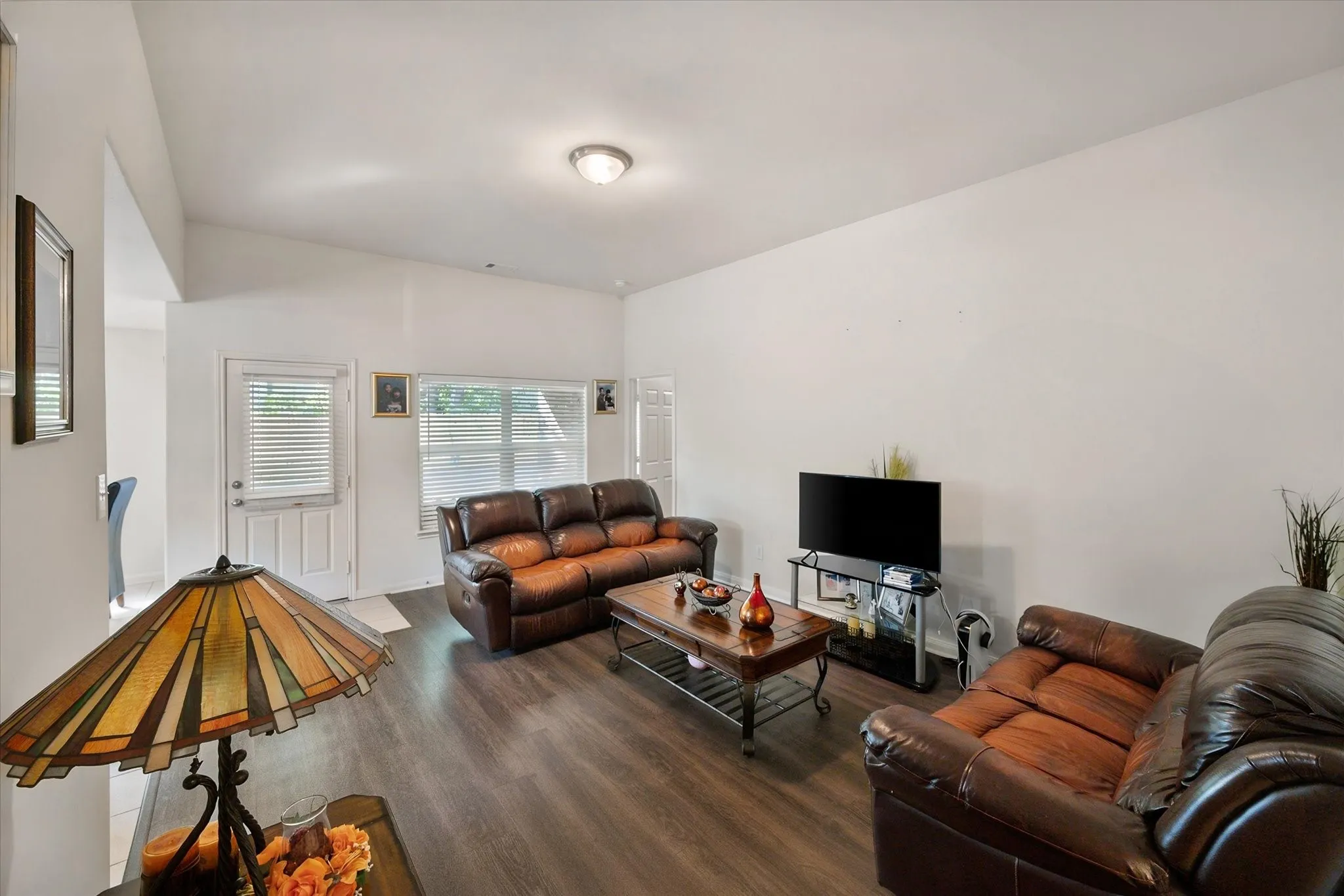 Single Family Residence For Sale in Denton County , 1008 Primrose Drive, Sanger, Texas 76266, 3 Bedroom, 2 Bathroom, 2 Garage spaces, 1,387 Sqft, built in 2012, mls#21398947, Real Estate Agent in Sanger, Homes For Sale in Denton county, Homes For Sale in Sanger, Realtor in Sanger Texas, Real Estate Brokerage Independent Realty Texas, Luminita Cordes Realtor