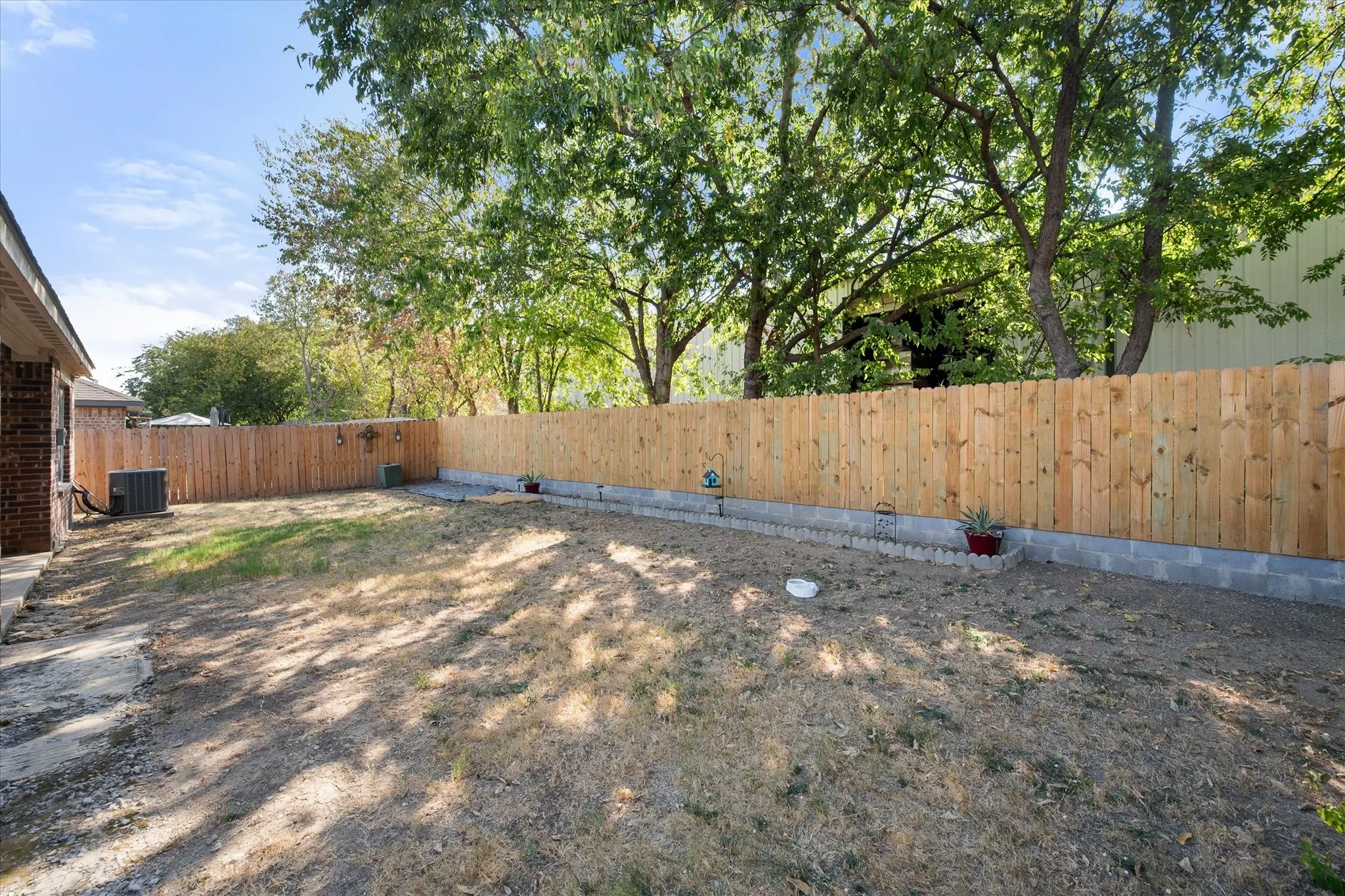 Single Family Residence For Sale in Denton County , 1008 Primrose Drive, Sanger, Texas 76266, 3 Bedroom, 2 Bathroom, 2 Garage spaces, 1,387 Sqft, built in 2012, mls#21398947, Real Estate Agent in Sanger, Homes For Sale in Denton county, Homes For Sale in Sanger, Realtor in Sanger Texas, Real Estate Brokerage Independent Realty Texas, Luminita Cordes Realtor