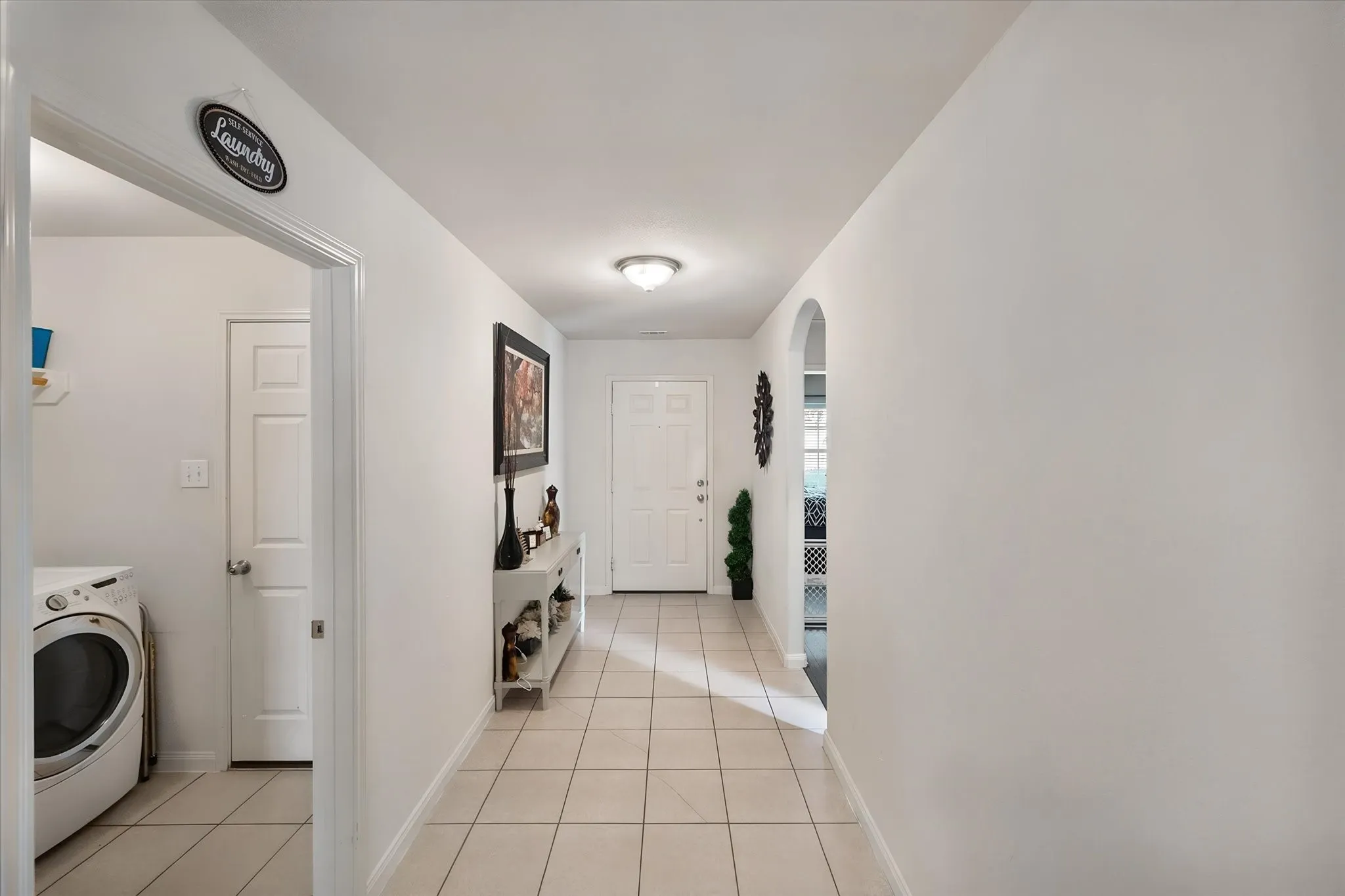 Single Family Residence For Sale in Denton County , 1008 Primrose Drive, Sanger, Texas 76266, 3 Bedroom, 2 Bathroom, 2 Garage spaces, 1,387 Sqft, built in 2012, mls#21398947, Real Estate Agent in Sanger, Homes For Sale in Denton county, Homes For Sale in Sanger, Realtor in Sanger Texas, Real Estate Brokerage Independent Realty Texas, Luminita Cordes Realtor