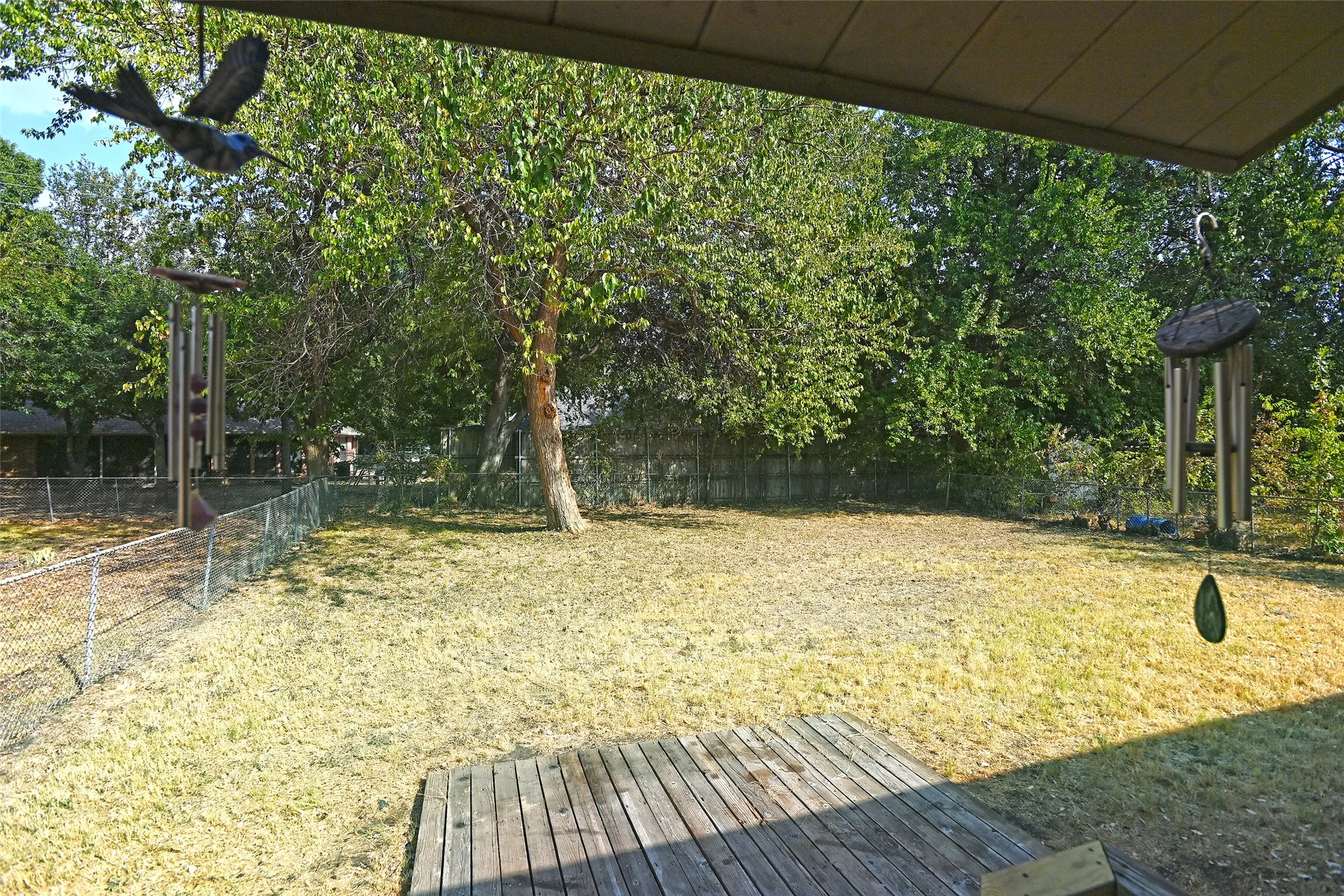 Single Family Residence For Sale in Denton County , 3208 Avon Drive, Denton, Texas 76209, 2 Bedroom, 2 Bathroom, 2 Garage spaces, 1,267 Sqft, built in 1958, mls#21398809, Real Estate Agent in Denton, Homes For Sale in Denton county, Homes For Sale in Denton, Realtor in Denton Texas, Real Estate Brokerage Independent Realty Texas, Luminita Cordes Realtor