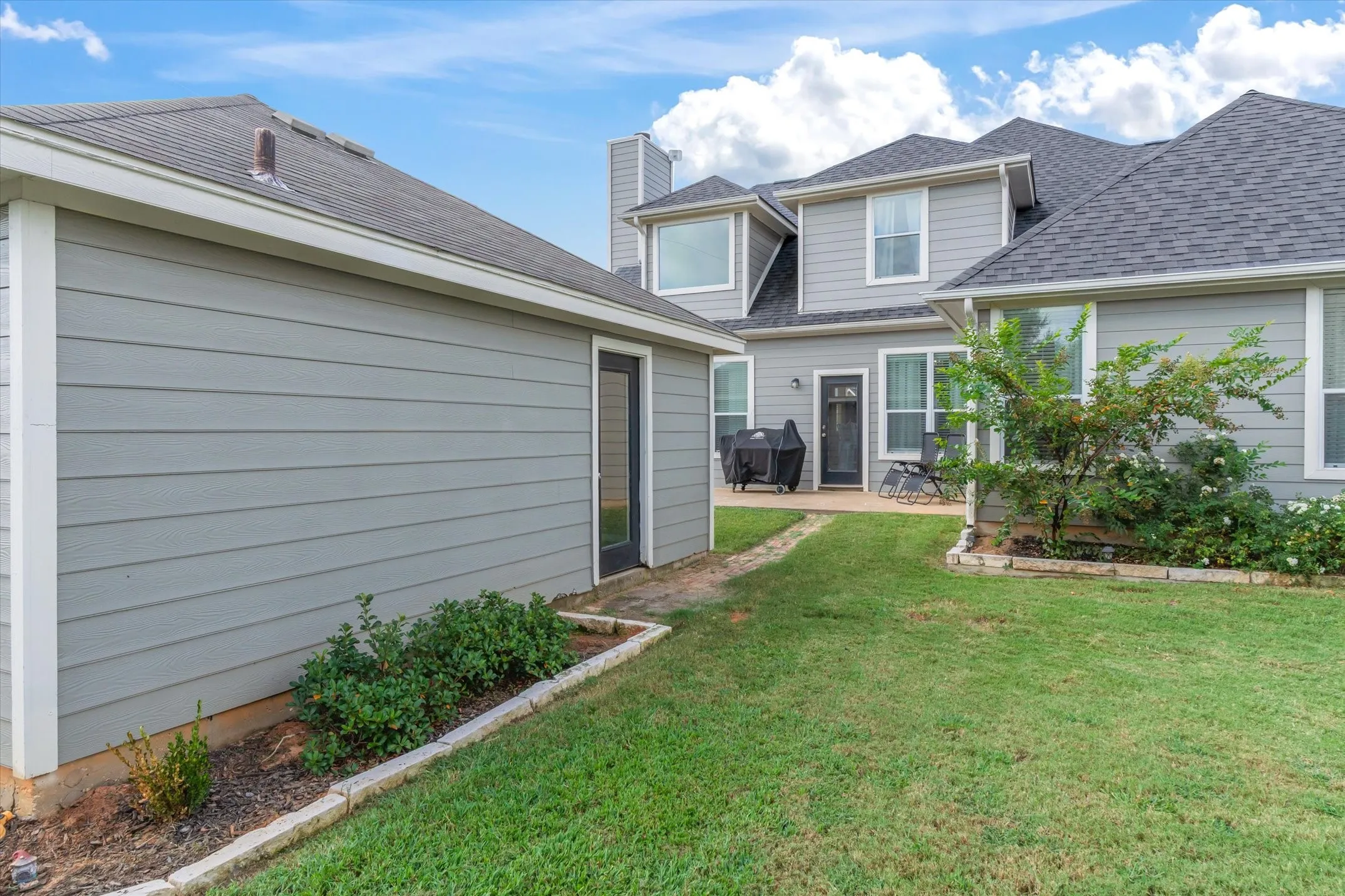 Single Family Residence For Sale in Van Zandt County , 4469 ETHERIDGE, Canton, Texas 75103, 4 Bedroom, 3 Bathroom, 2 Garage spaces, 2,596 Sqft, built in 2007, mls#21399026, Real Estate Agent in Canton, Homes For Sale in Van Zandt county, Homes For Sale in Canton, Realtor in Canton Texas, Real Estate Brokerage Independent Realty Texas, Luminita Cordes Realtor