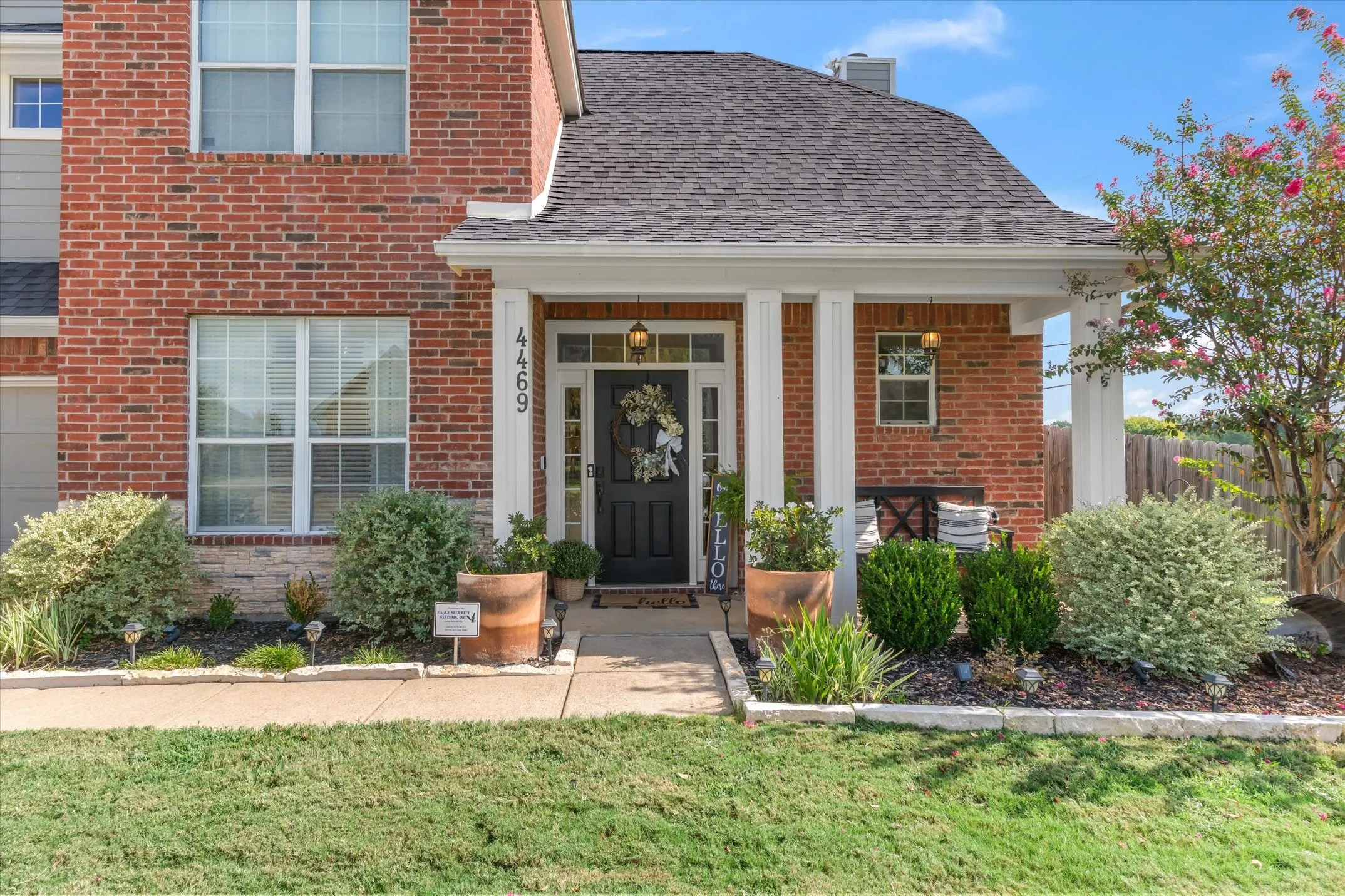 Single Family Residence For Sale in Van Zandt County , 4469 ETHERIDGE, Canton, Texas 75103, 4 Bedroom, 3 Bathroom, 2 Garage spaces, 2,596 Sqft, built in 2007, mls#21399026, Real Estate Agent in Canton, Homes For Sale in Van Zandt county, Homes For Sale in Canton, Realtor in Canton Texas, Real Estate Brokerage Independent Realty Texas, Luminita Cordes Realtor