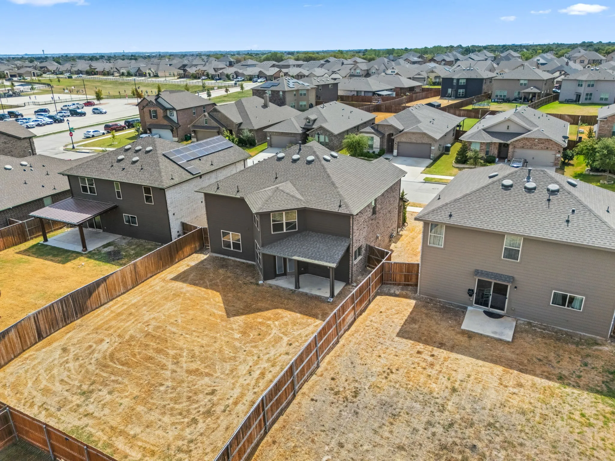 Single Family Residence For Sale in Tarrant County , 2012 Sun Star Drive, Haslet, Texas 76052, 4 Bedroom, 4 Bathroom, 2 Garage spaces, 2,632 Sqft, built in 2021, mls#21399027, Real Estate Agent in Haslet, Homes For Sale in Tarrant county, Homes For Sale in Haslet, Realtor in Haslet Texas, Real Estate Brokerage Independent Realty Texas, Luminita Cordes Realtor