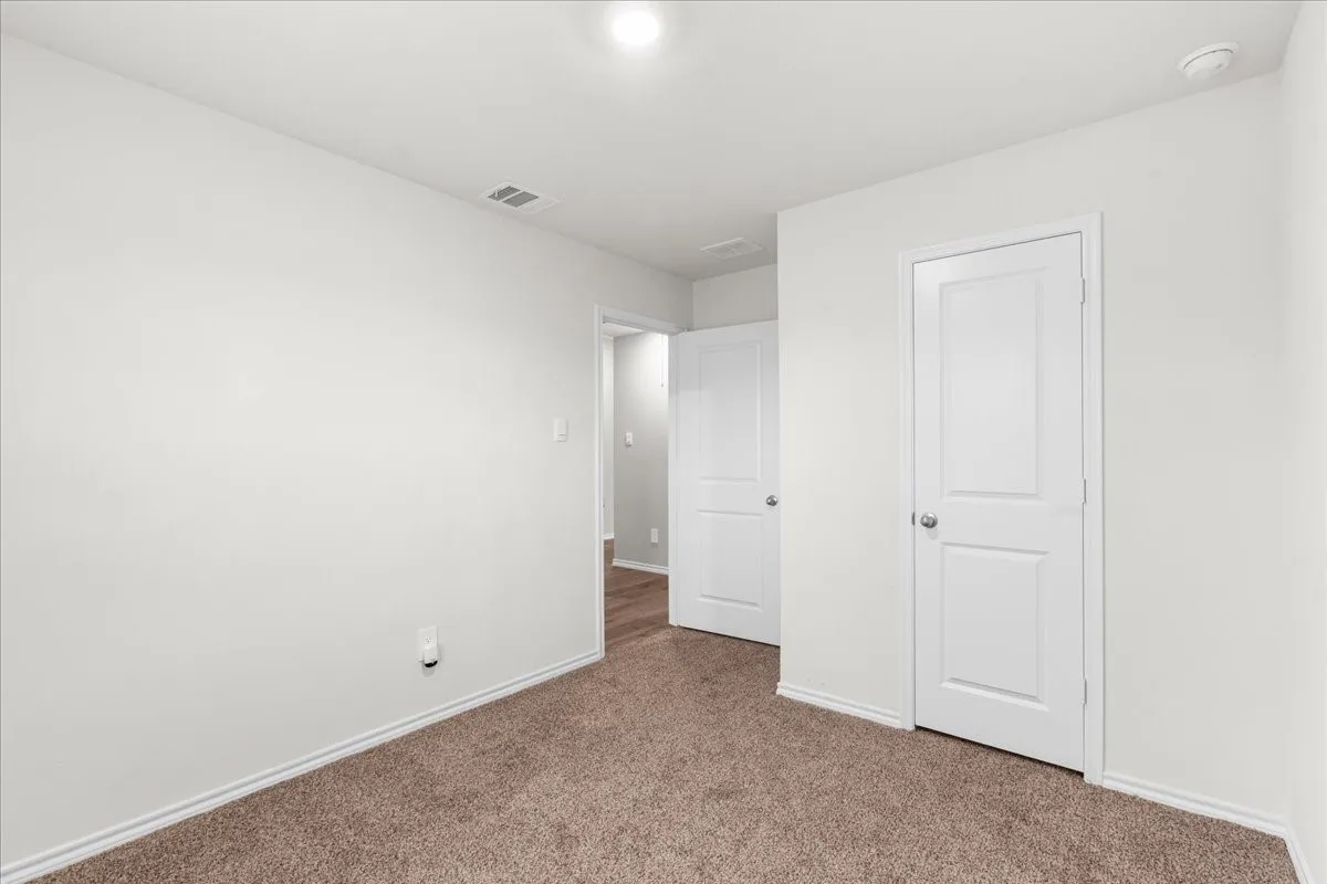 Single Family Residence For Sale in Collin County , 707 Sunlight Loop, Princeton, Texas 75407, 3 Bedroom, 2 Bathroom, 2 Garage spaces, 1,284 Sqft, built in 2024, mls#21397946, Real Estate Agent in Princeton, Homes For Sale in Collin county, Homes For Sale in Princeton, Realtor in Princeton Texas, Real Estate Brokerage Independent Realty Texas, Luminita Cordes Realtor