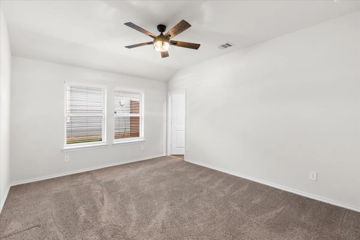 Single Family Residence For Sale in Collin County , 707 Sunlight Loop, Princeton, Texas 75407, 3 Bedroom, 2 Bathroom, 2 Garage spaces, 1,284 Sqft, built in 2024, mls#21397946, Real Estate Agent in Princeton, Homes For Sale in Collin county, Homes For Sale in Princeton, Realtor in Princeton Texas, Real Estate Brokerage Independent Realty Texas, Luminita Cordes Realtor