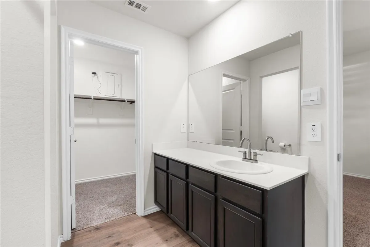 Single Family Residence For Sale in Collin County , 707 Sunlight Loop, Princeton, Texas 75407, 3 Bedroom, 2 Bathroom, 2 Garage spaces, 1,284 Sqft, built in 2024, mls#21397946, Real Estate Agent in Princeton, Homes For Sale in Collin county, Homes For Sale in Princeton, Realtor in Princeton Texas, Real Estate Brokerage Independent Realty Texas, Luminita Cordes Realtor