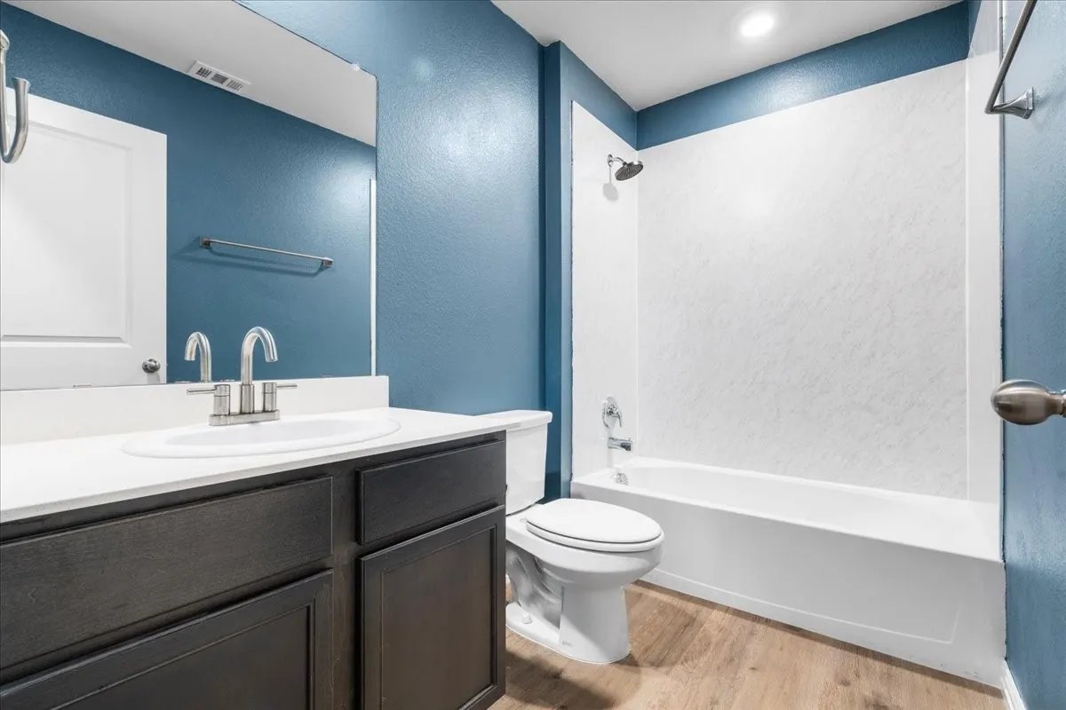 Single Family Residence For Sale in Collin County , 707 Sunlight Loop, Princeton, Texas 75407, 3 Bedroom, 2 Bathroom, 2 Garage spaces, 1,284 Sqft, built in 2024, mls#21397946, Real Estate Agent in Princeton, Homes For Sale in Collin county, Homes For Sale in Princeton, Realtor in Princeton Texas, Real Estate Brokerage Independent Realty Texas, Luminita Cordes Realtor